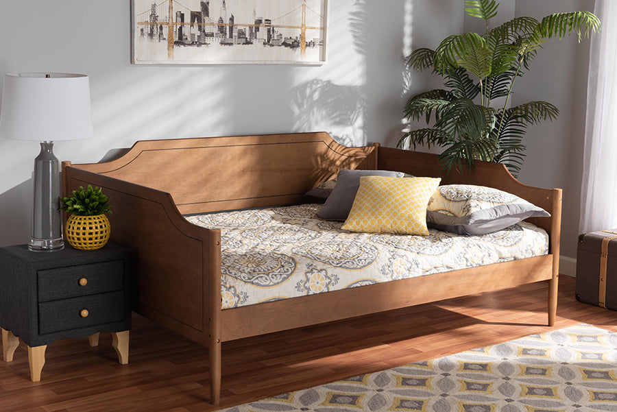 Alya Classic Traditional Farmhouse Finished Wood Daybed