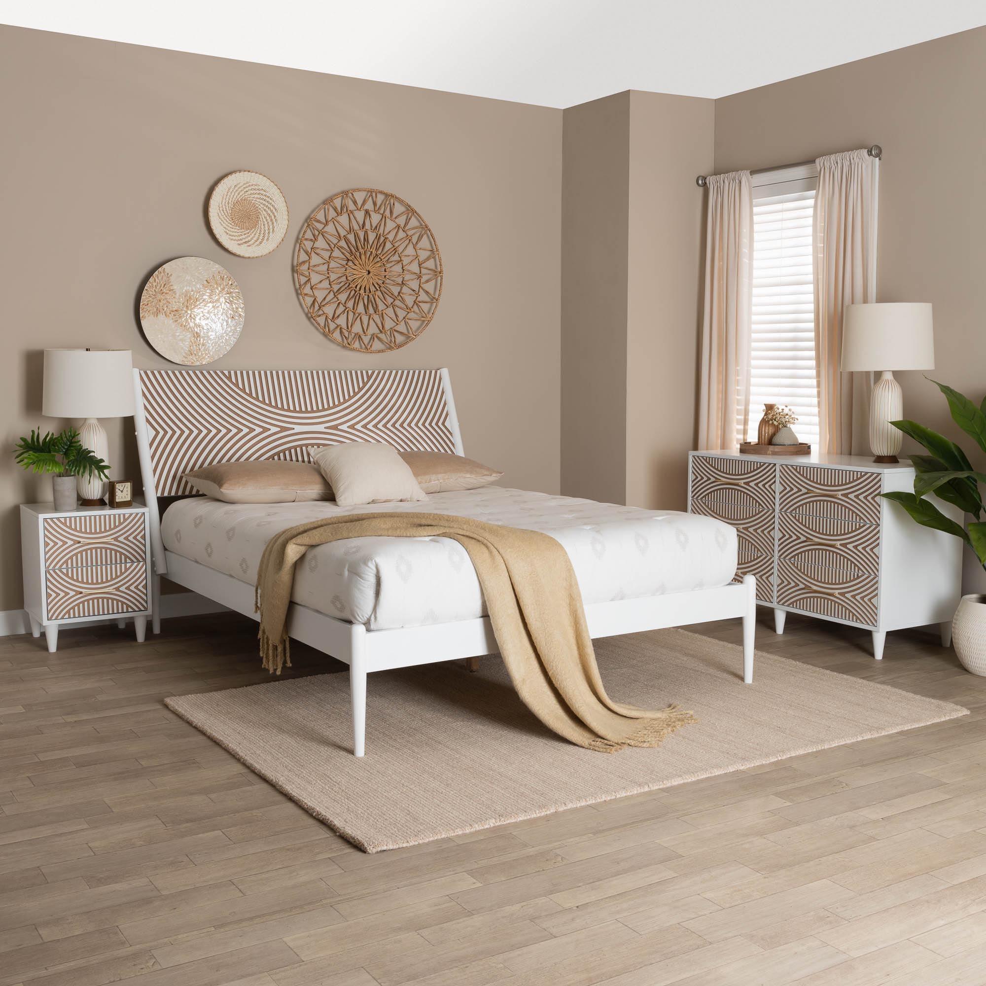 Louetta Coastal Caved Contrasting 3-Piece Bedroom Set