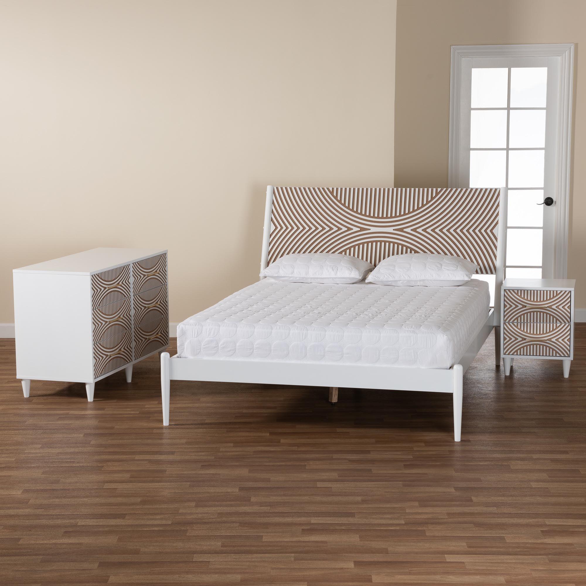 Louetta Carved Contrasting 3-Piece Bedroom Set