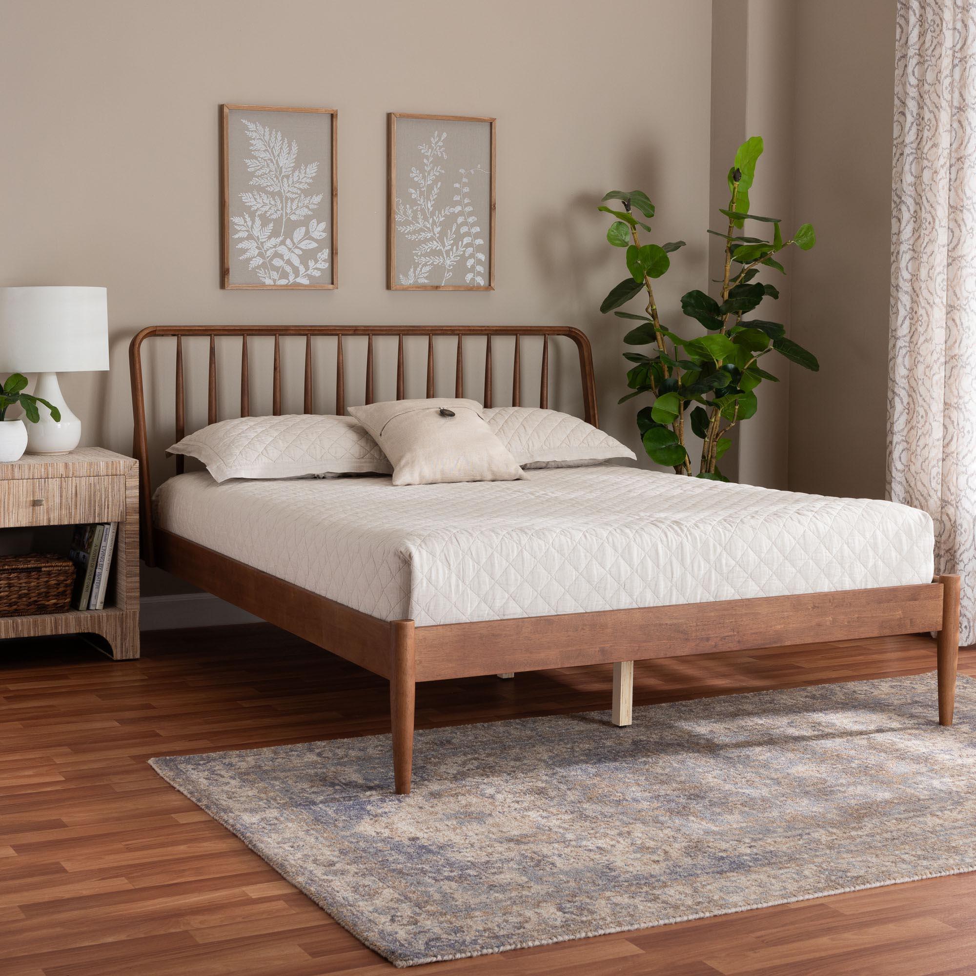 Maeron Mid-Century Modern Platform Bed with Spindle Headboard