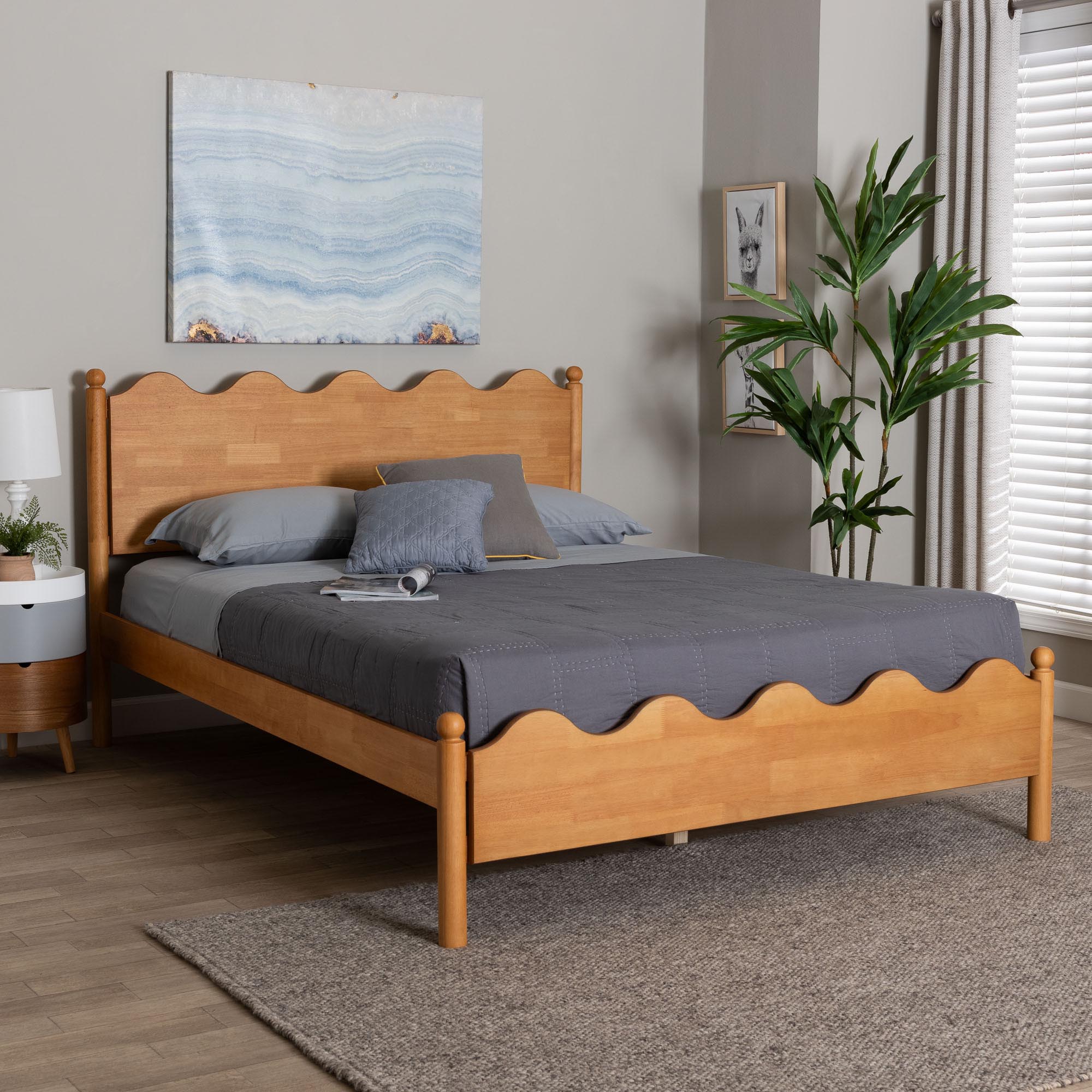 Malaya Modern Wood Platform Bed with Scalloped Edges