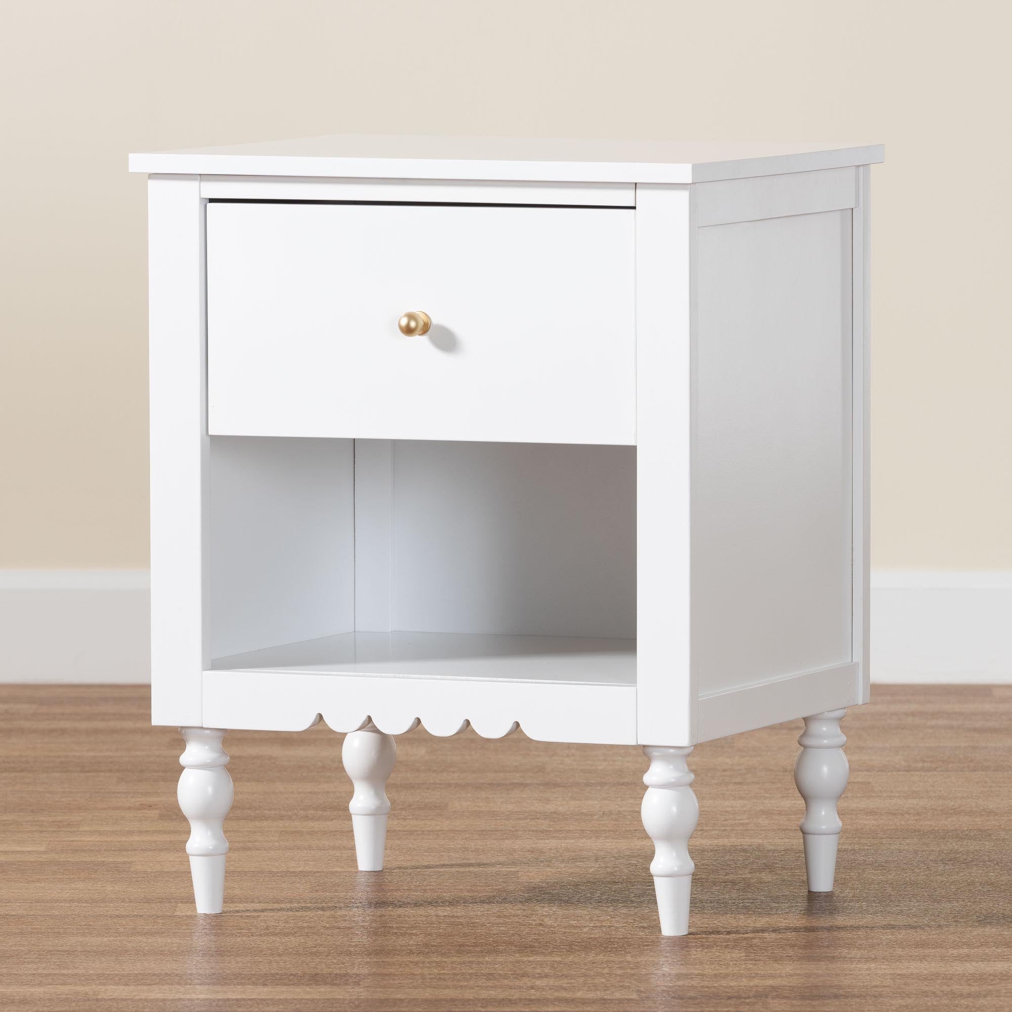 Roni Modern Wood 1-Drawer Nightstand with Scalloped Edges