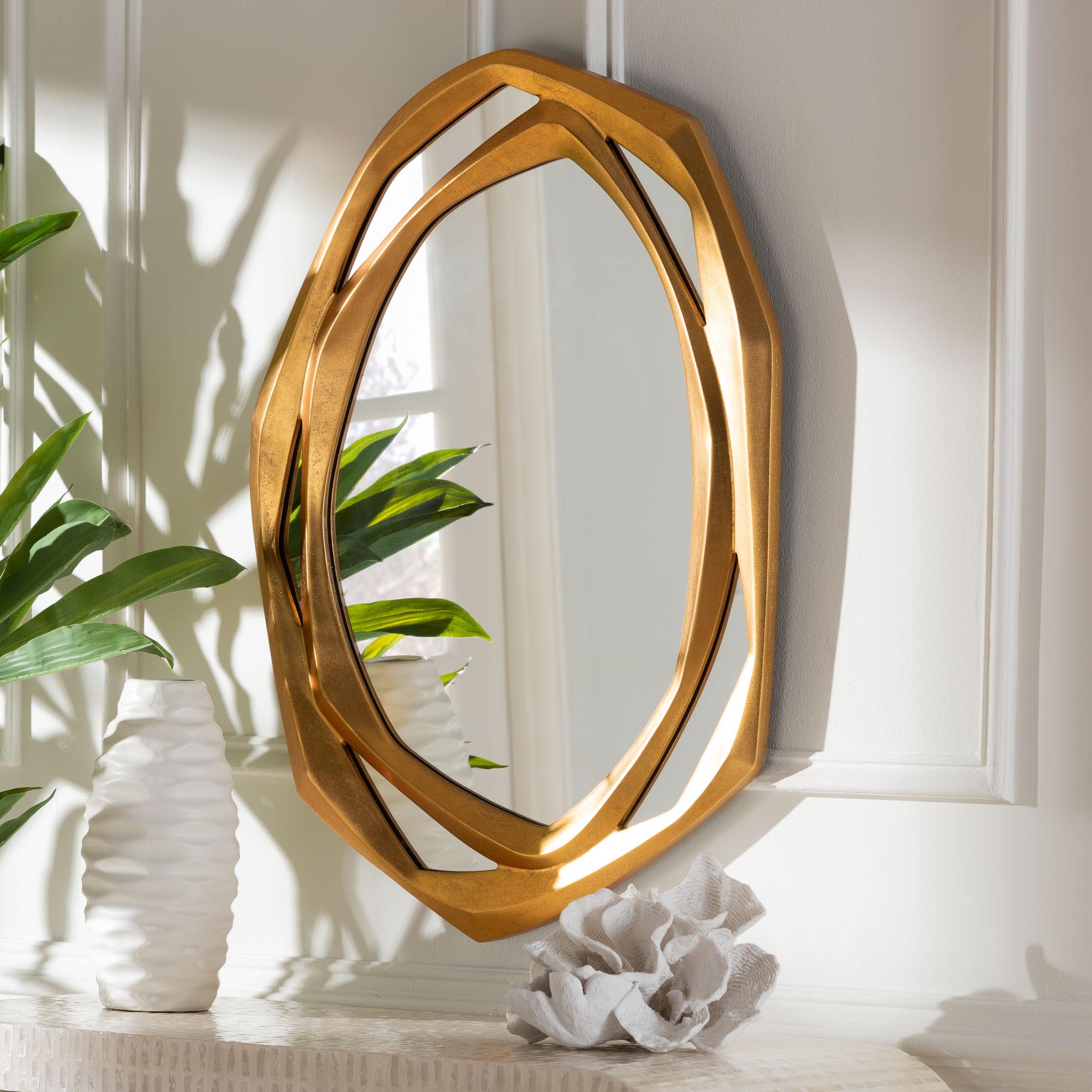 Halen leaf Accent Wall Mirror