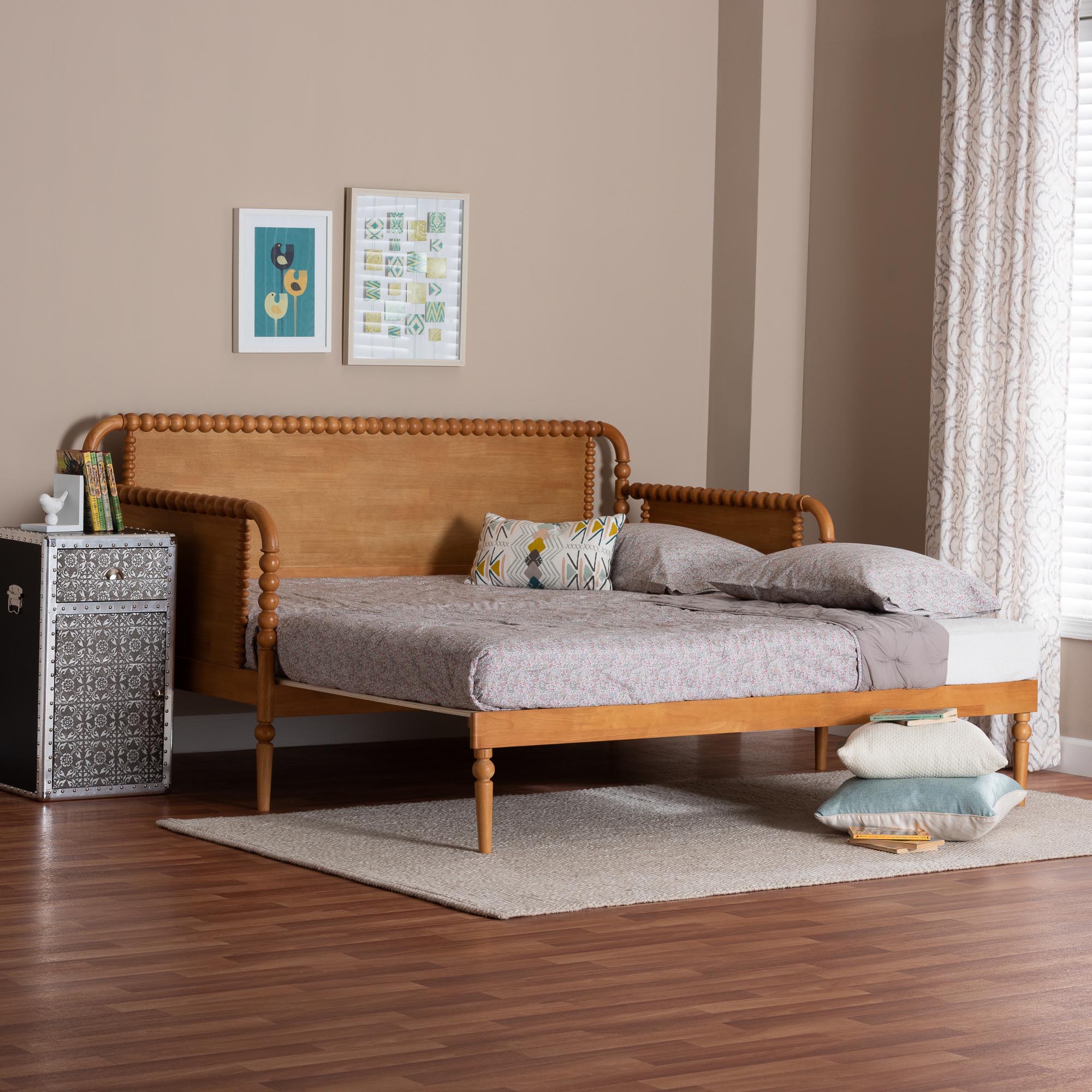 Lucera Bobbin -To- Expandable Daybed