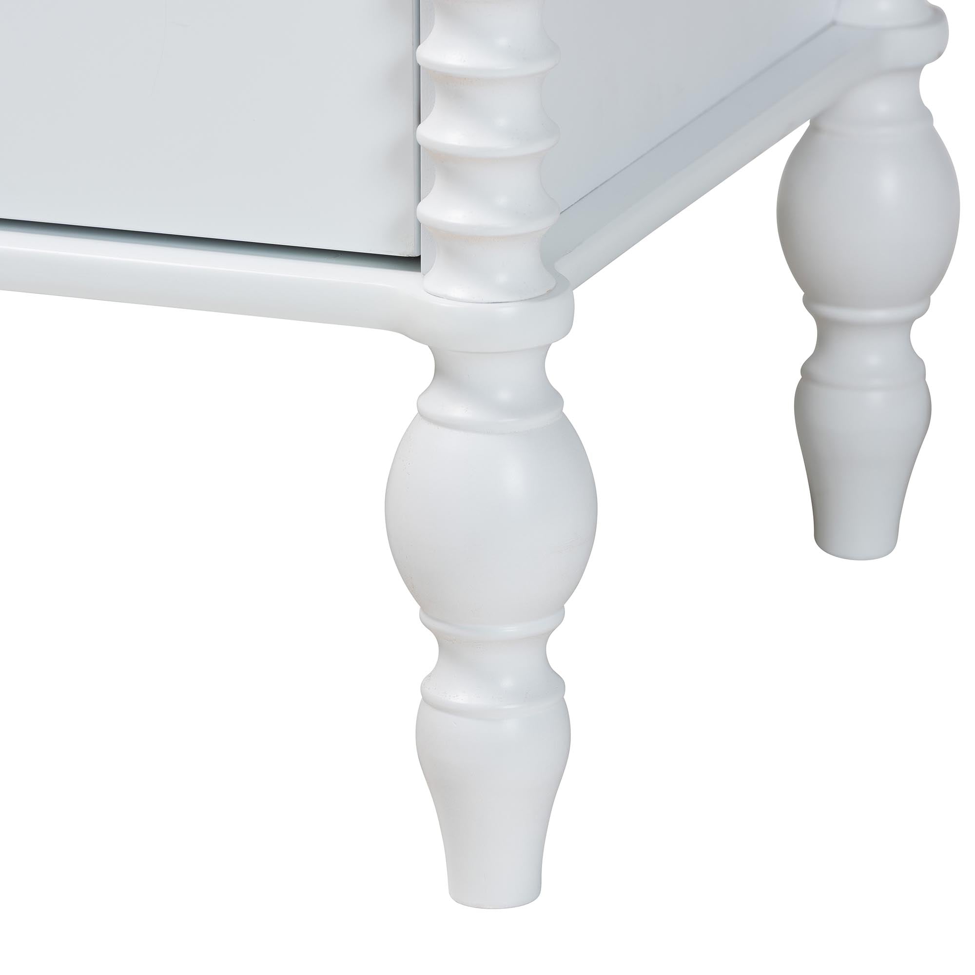 Callison Spindle Dresser 6-Drawer Farmhouse Horizontal Cabinet