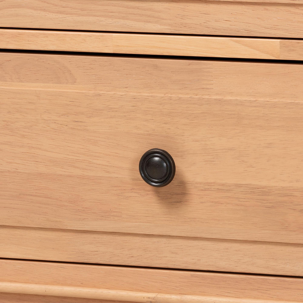 Neviah 7-Drawer Dresser