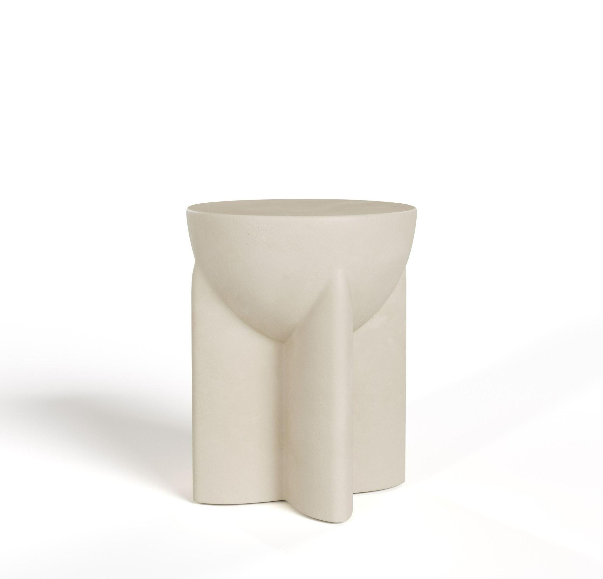 Elsa Modern Concrete Round End Table