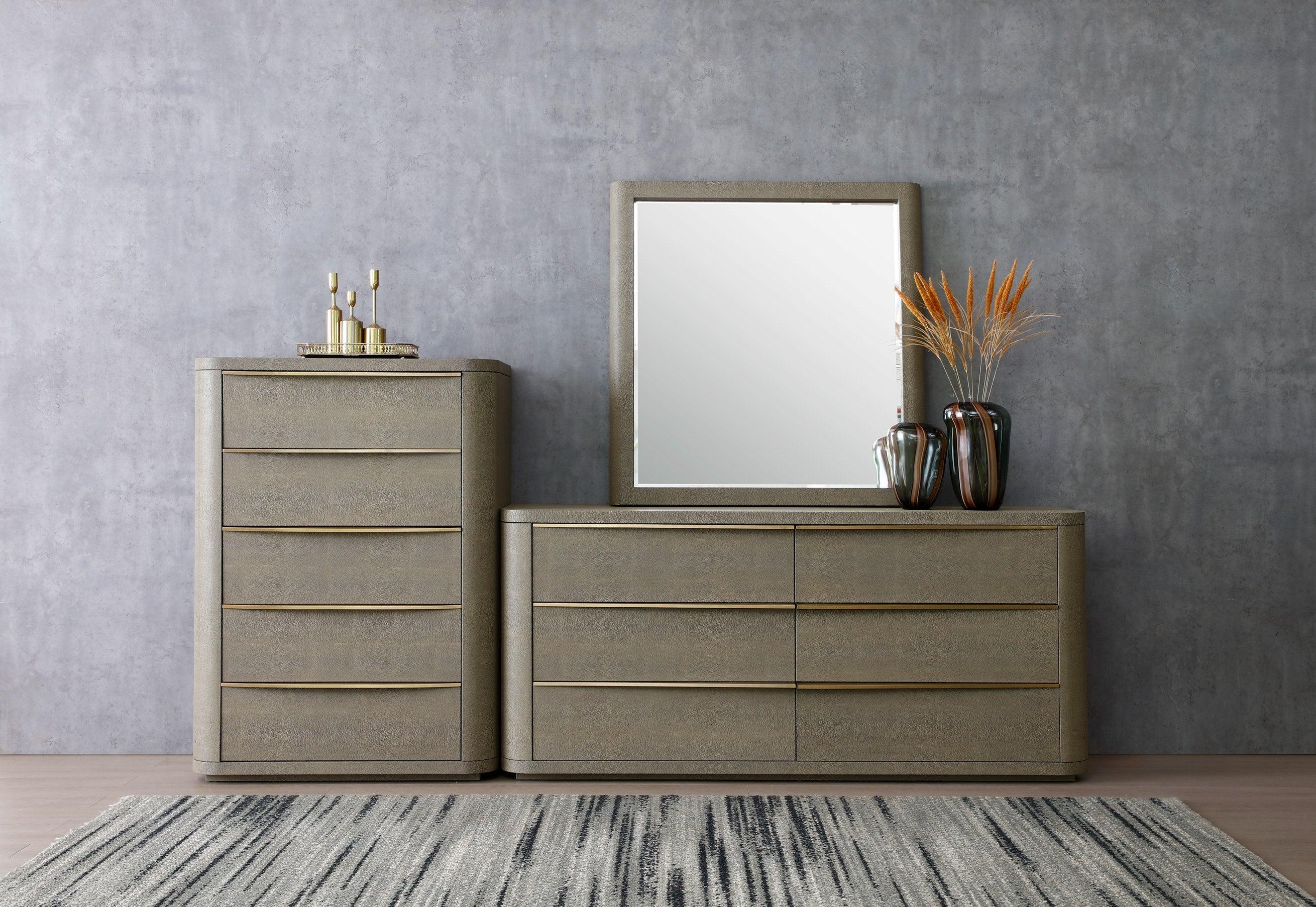 Lois Modern Shagreen Chest