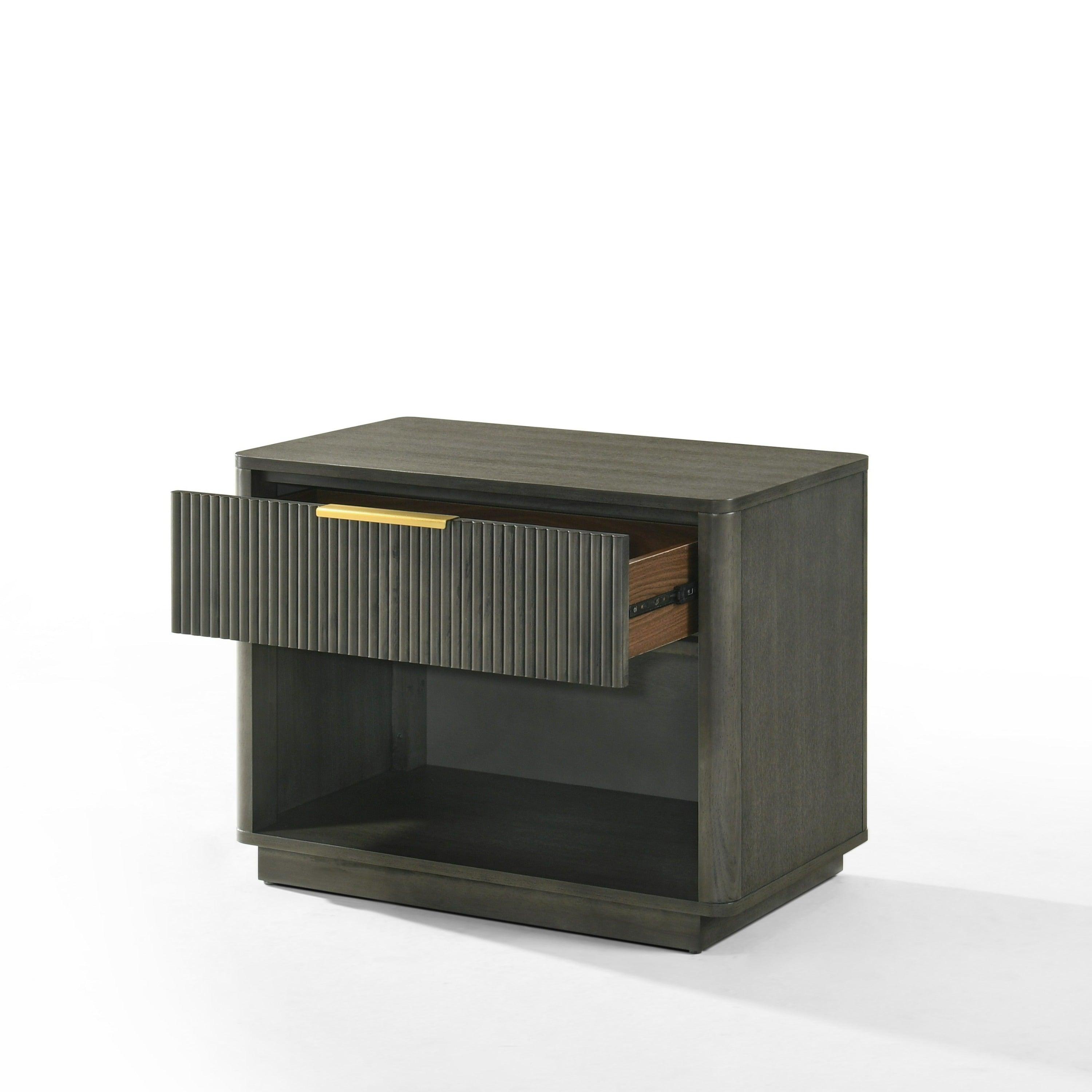 Nova Domus Santa Monica Modern Wash Nightstand