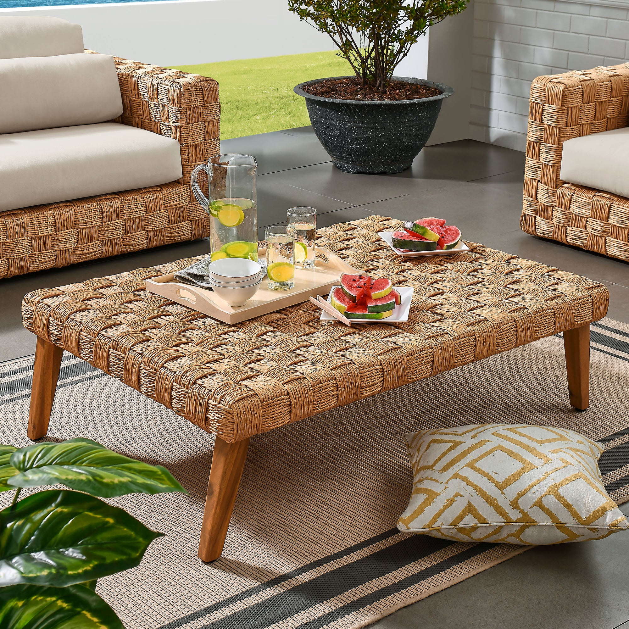 Thames Outdoor Patio Wicker Outdoor Patio Rattan Coffee Table