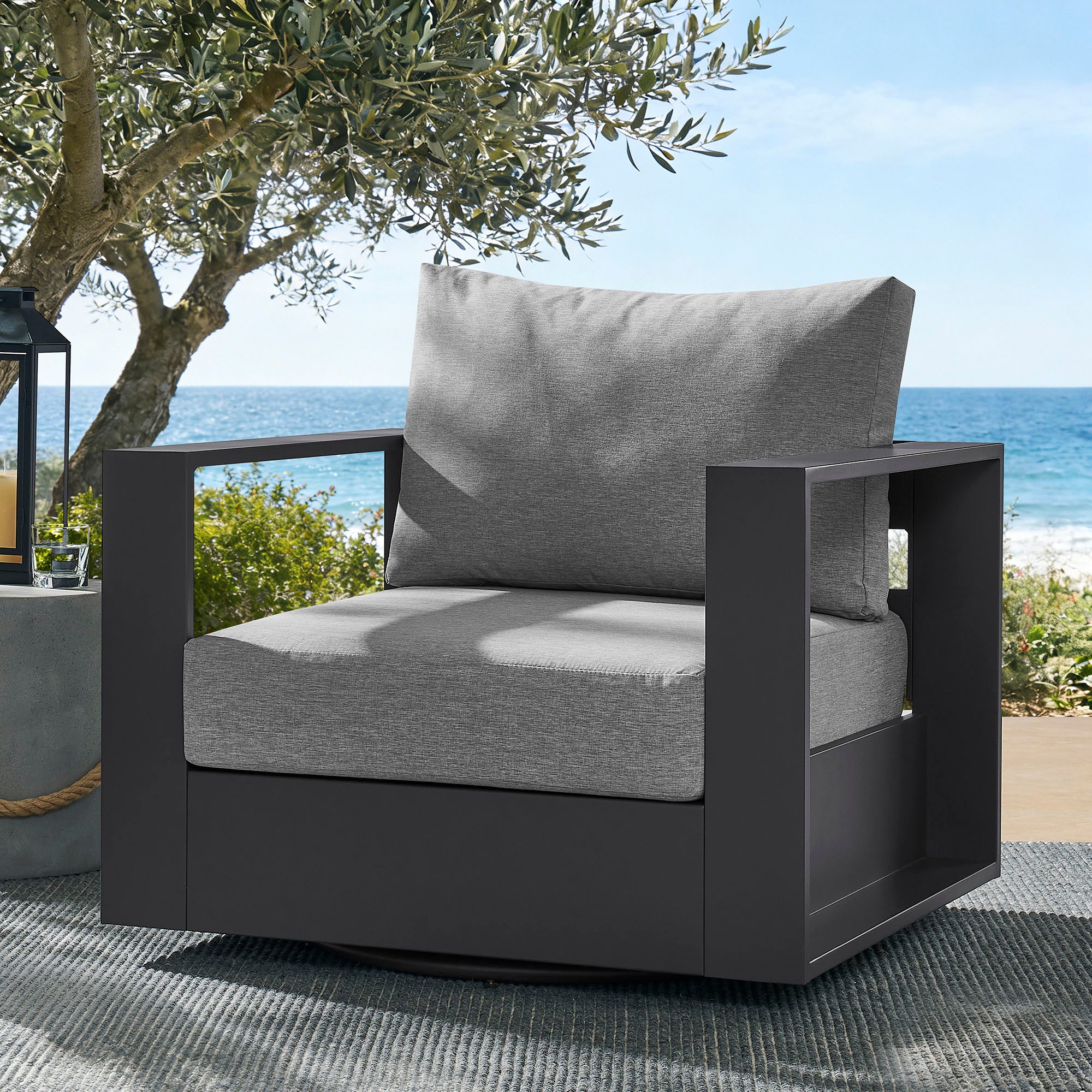 Tahoe Outdoor Patio Powder-Coated Aluminum Swivel Armchair