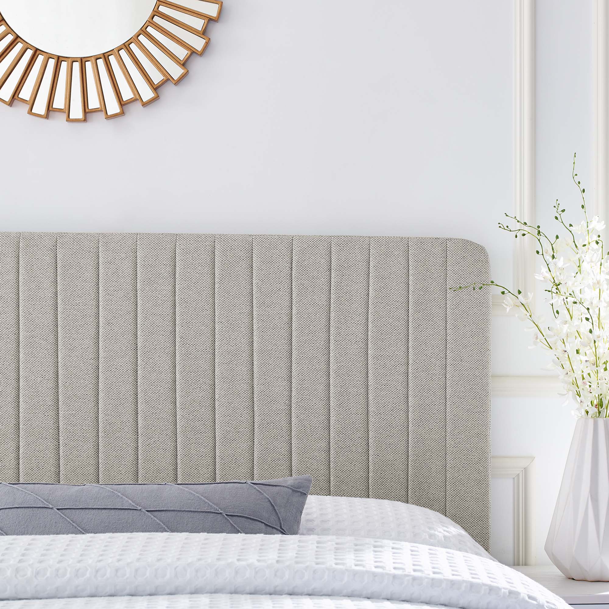 Milenna Channel Tufted Upholstered Fabric / Headboard