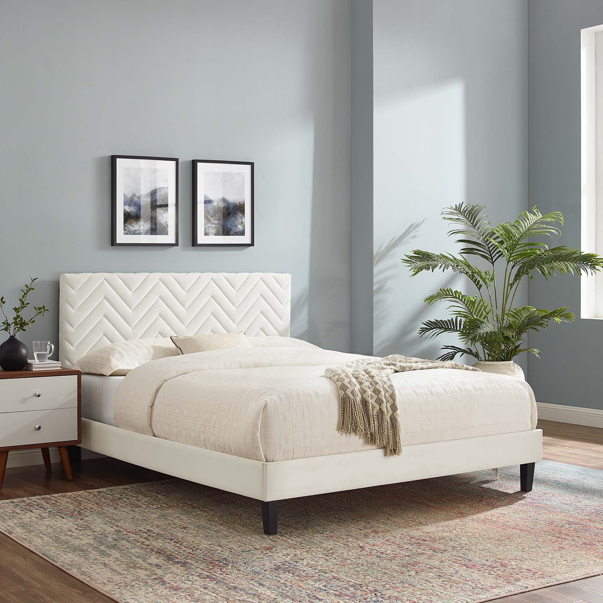 Leah Tapered Wood Leg Chevron Tufted Performance Velvet Platform Bed