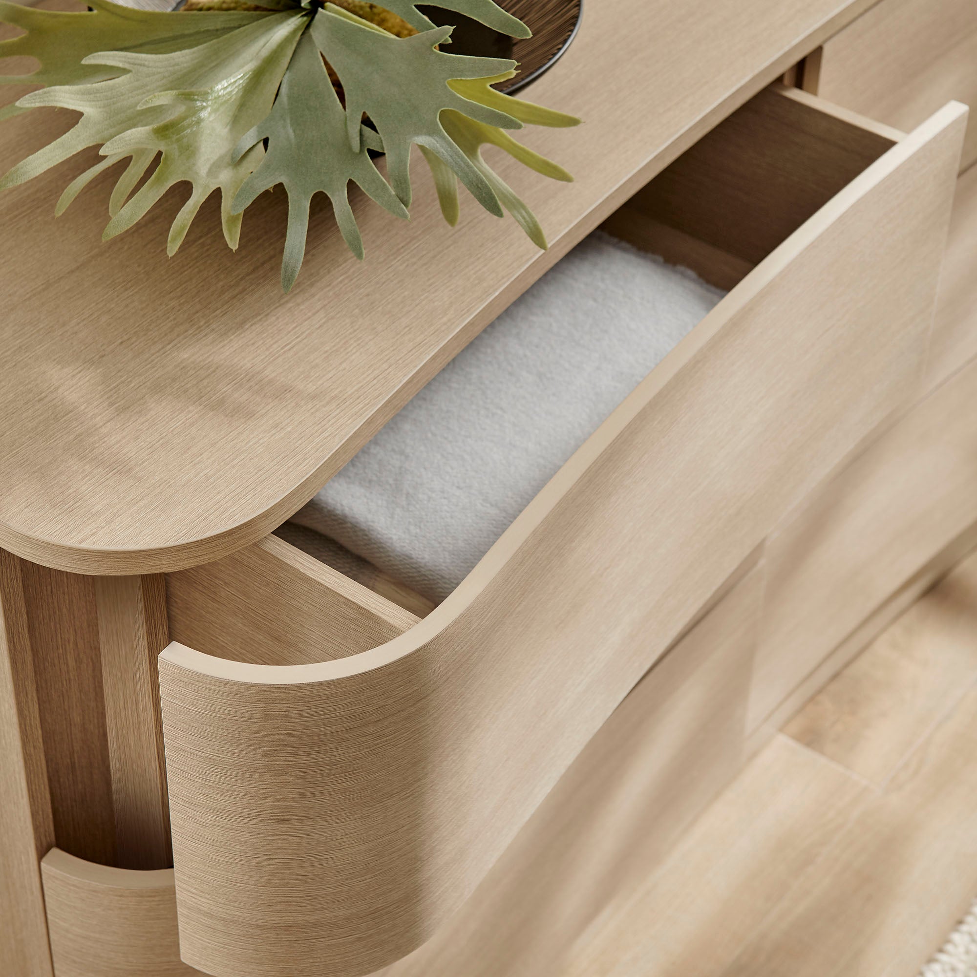 Mirae 6-Drawer Curved Dresser