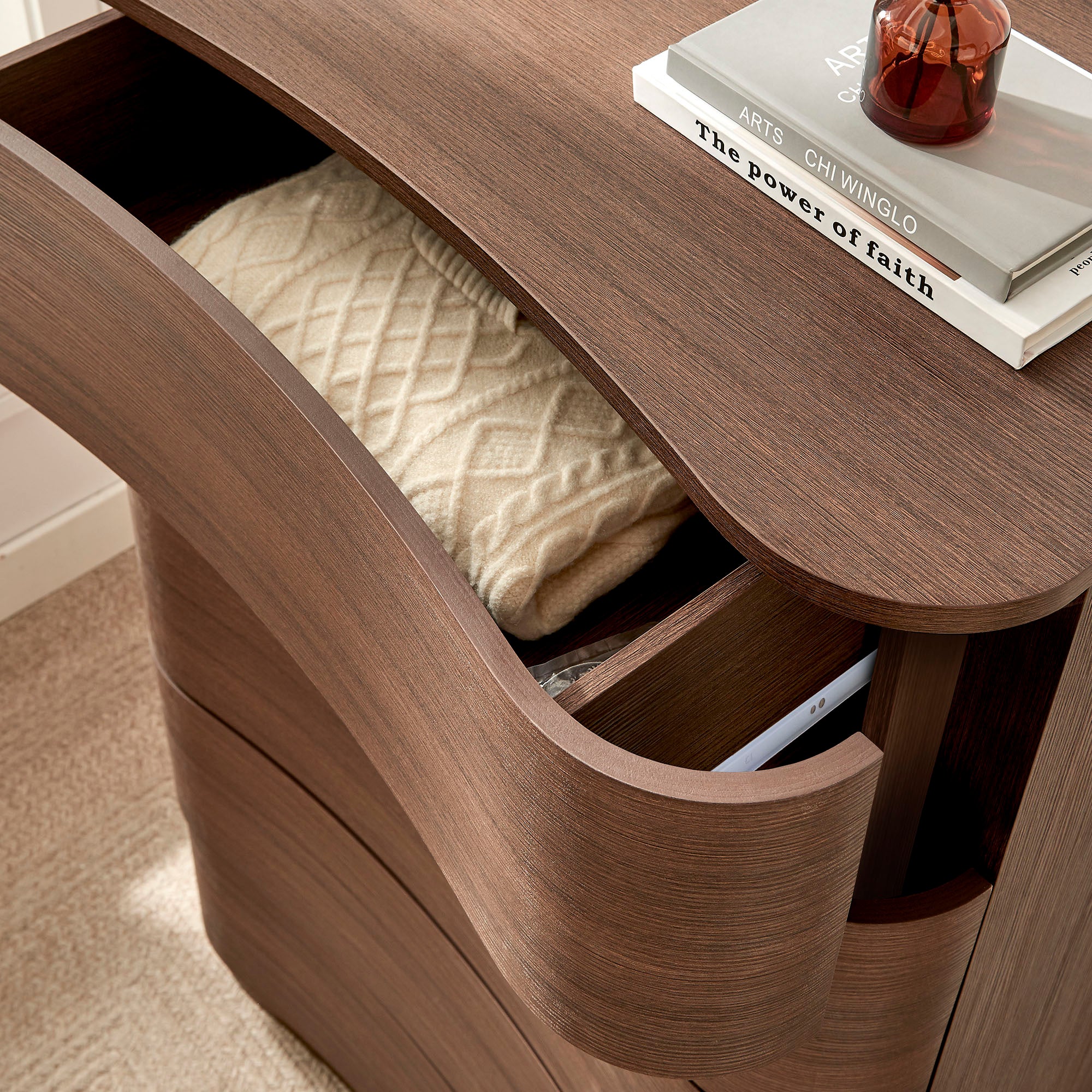 Mirae 5-Drawer Curved Dresser Chest of Drawers
