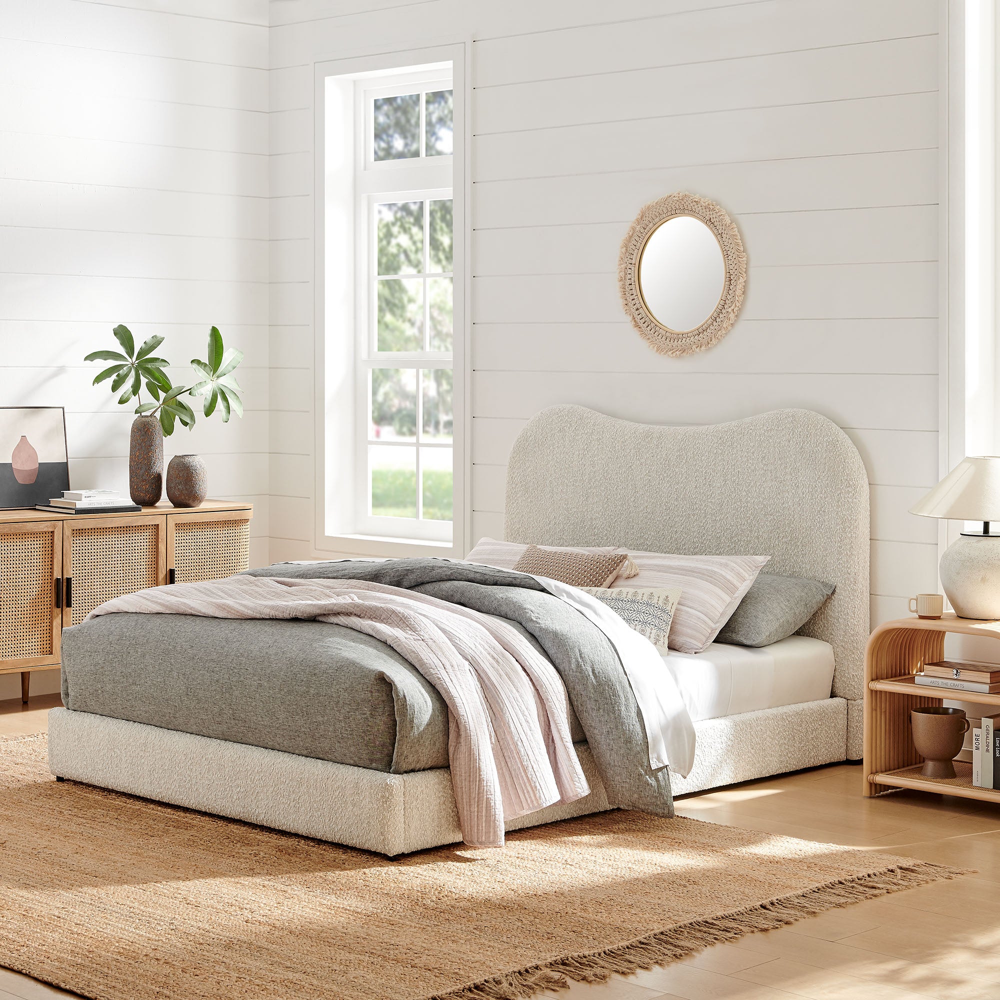 Seluna Boucle Platform Bed