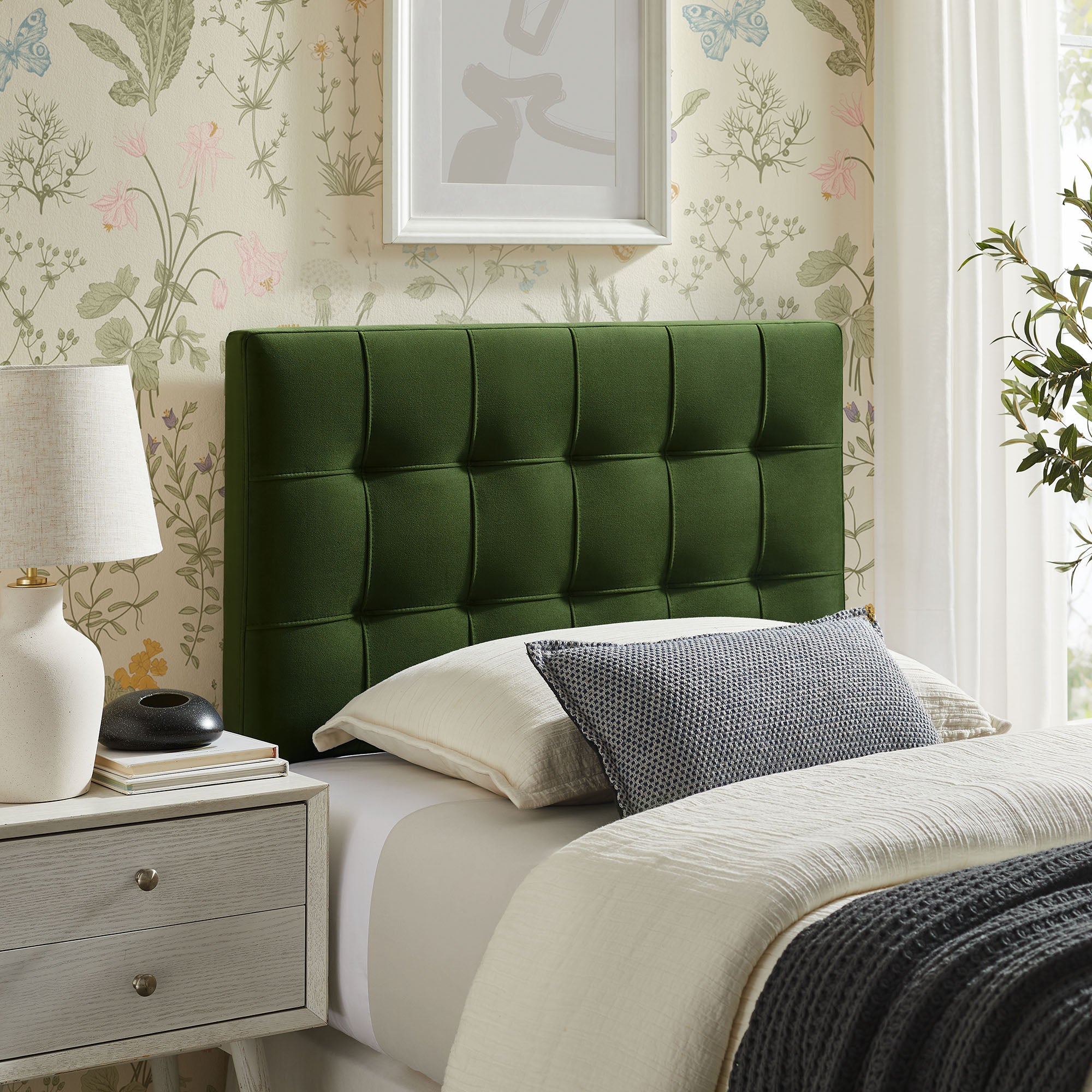 Lily Stain-Resistant Performance Velvet Size Headboard