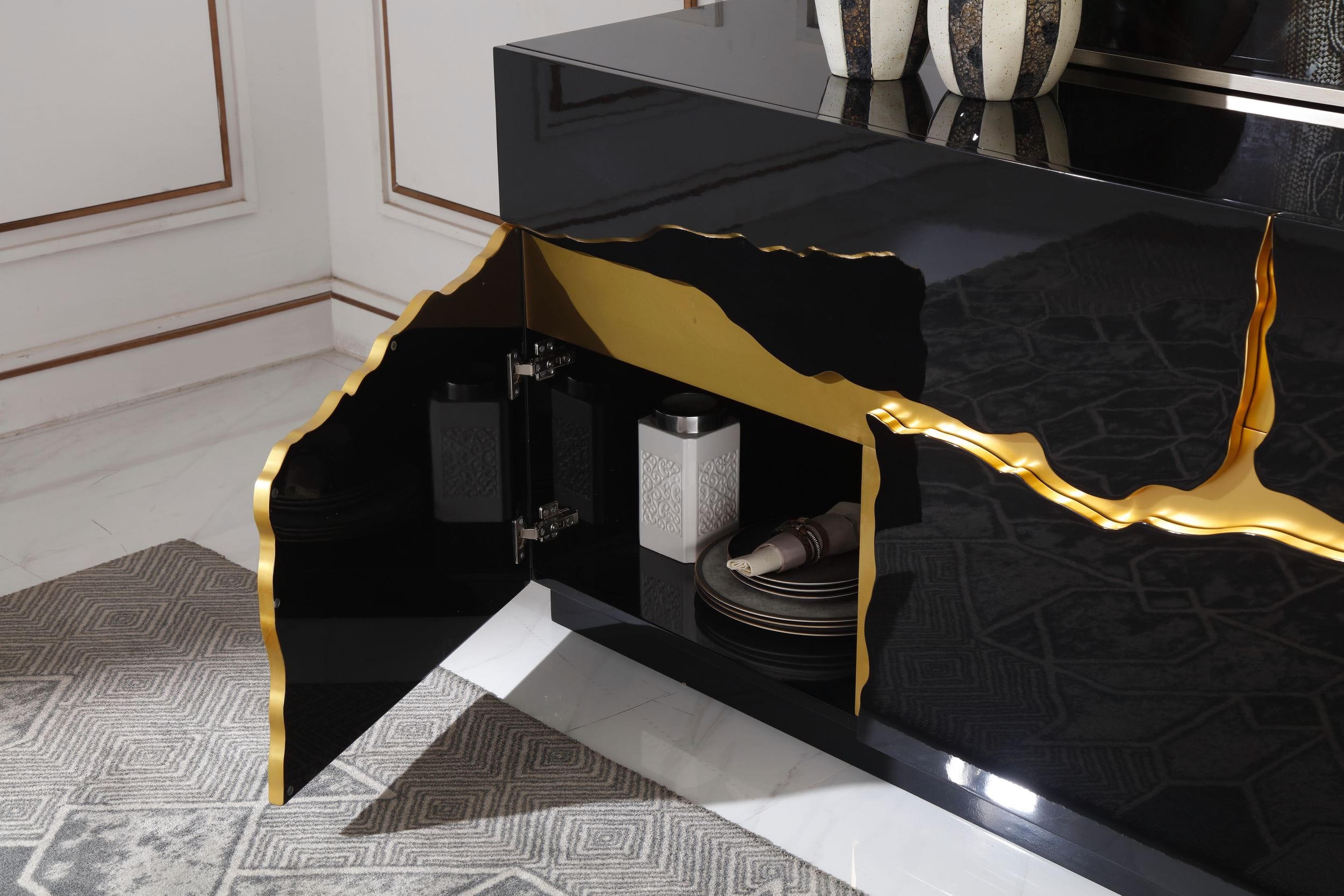 Aspen Modern High Gloss Buffet