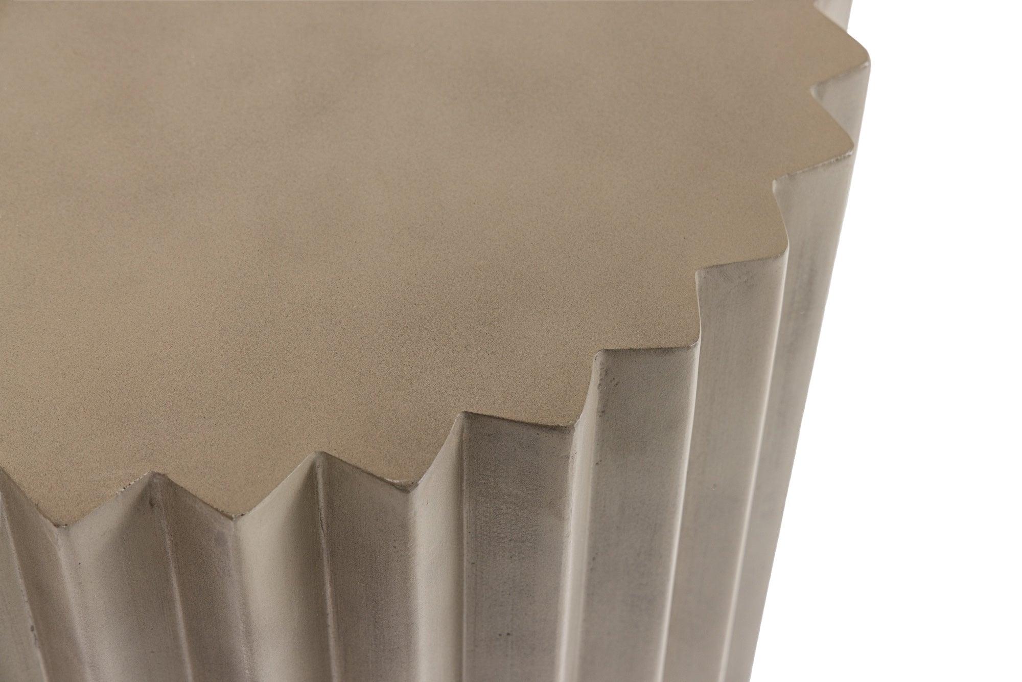 Evadale Modern Concrete End Table