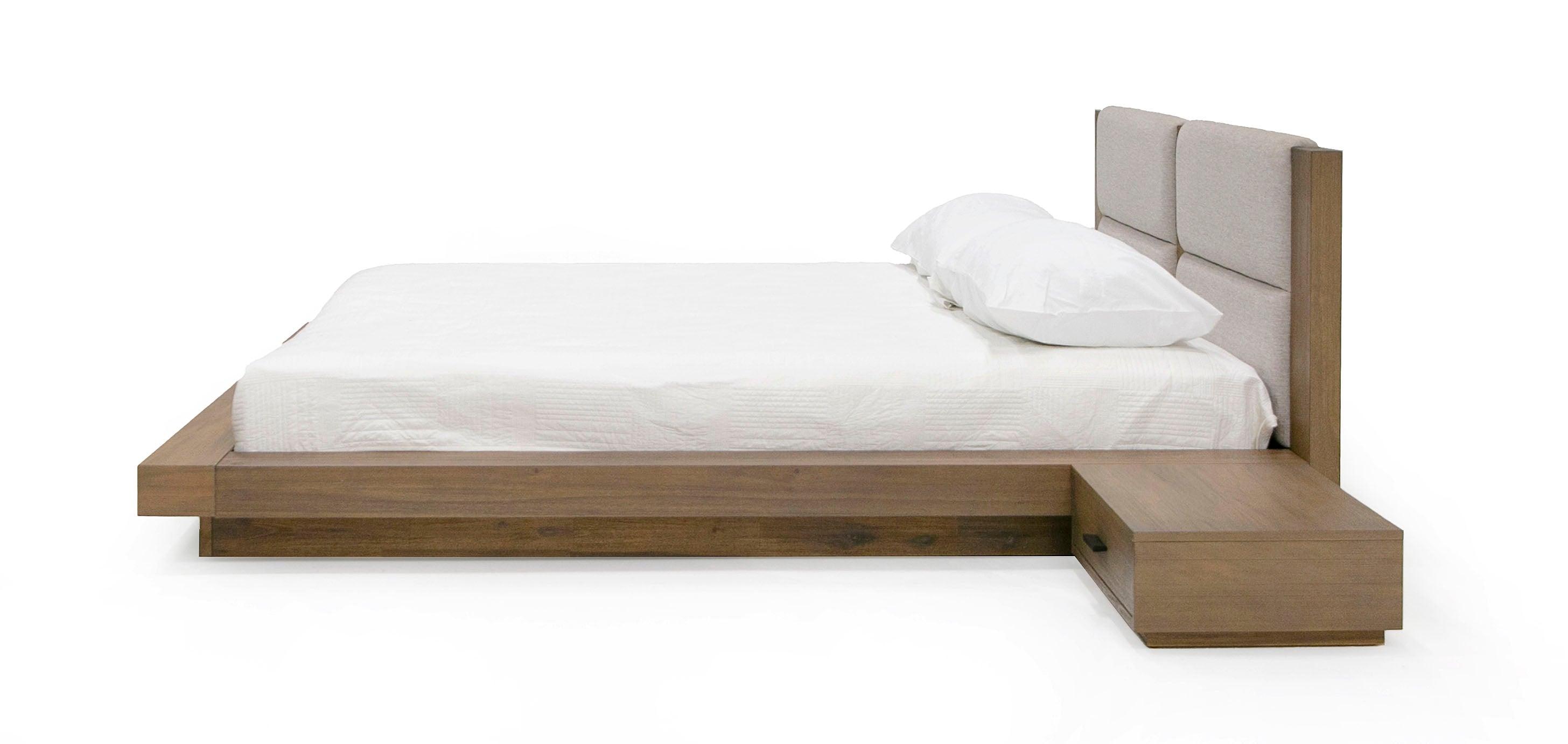 Fantasia Contemporary Bed with Two Nightstands