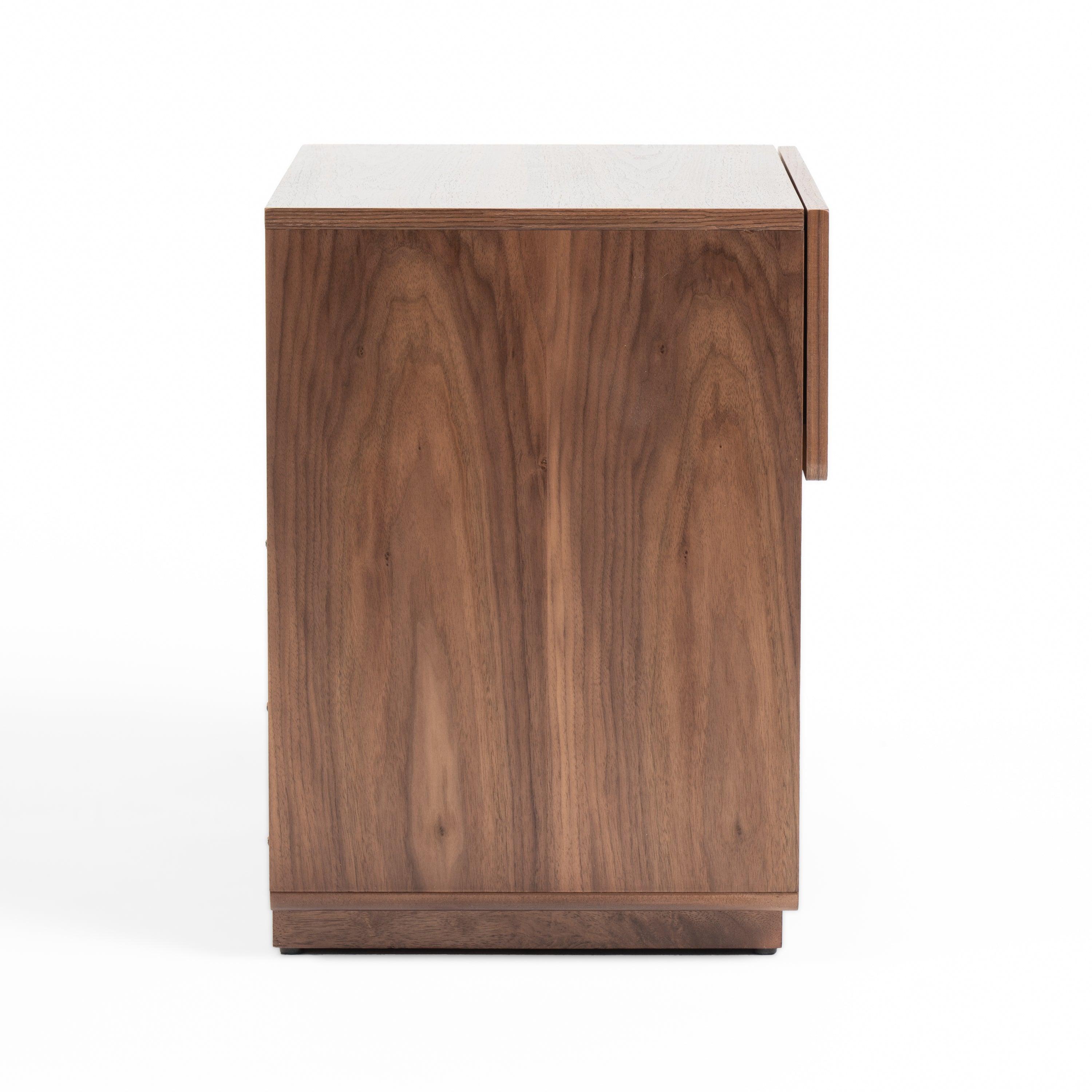 Kamela- Modern Nightstand