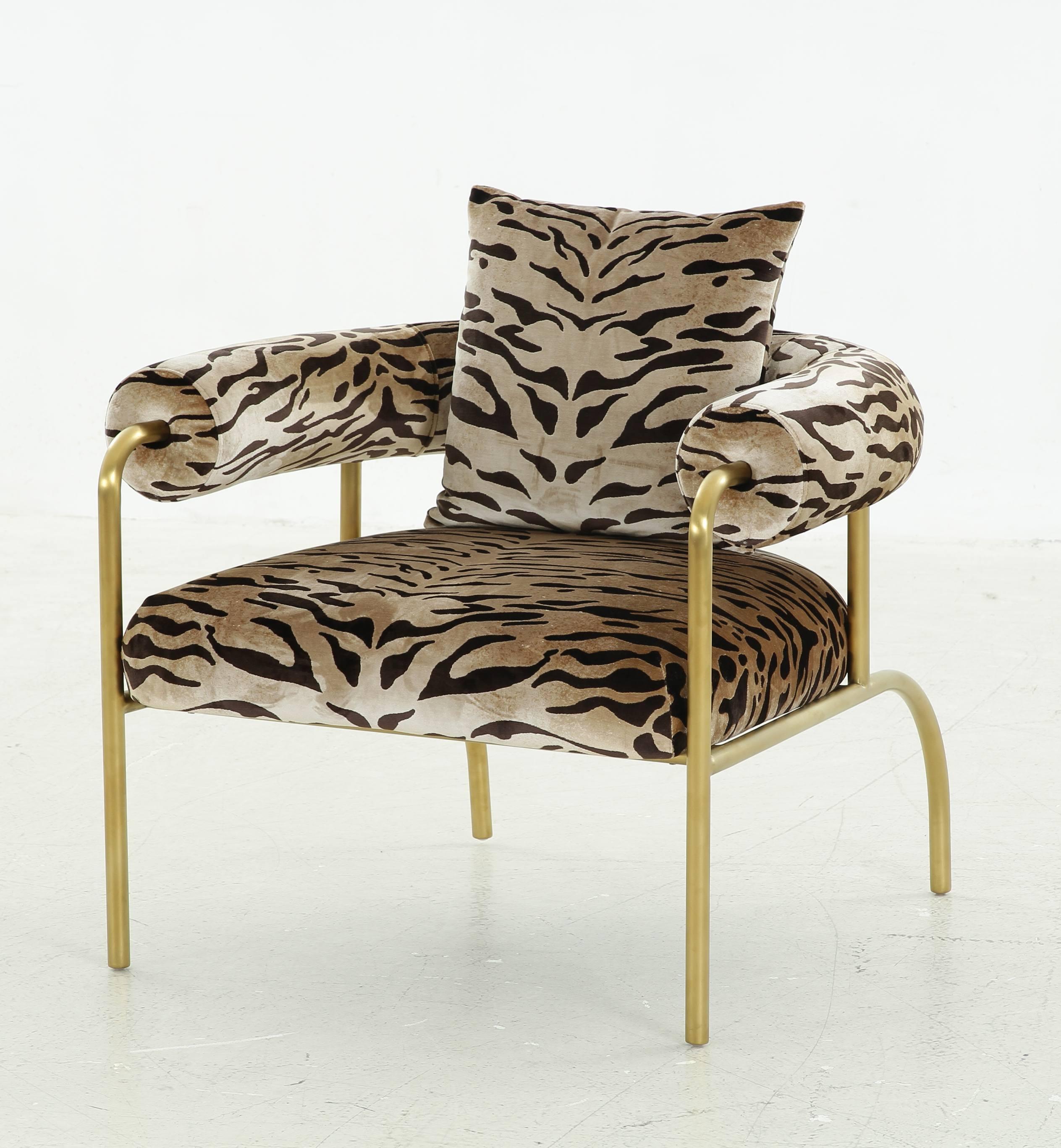 Modrest Kola Zebra Print Accent Chair