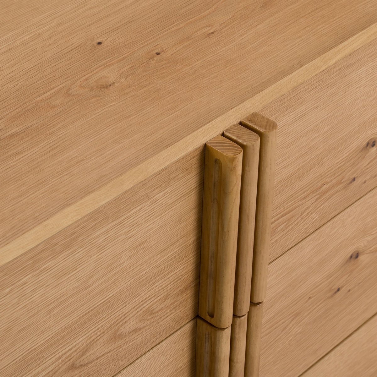 Newhart - Modern Dresser