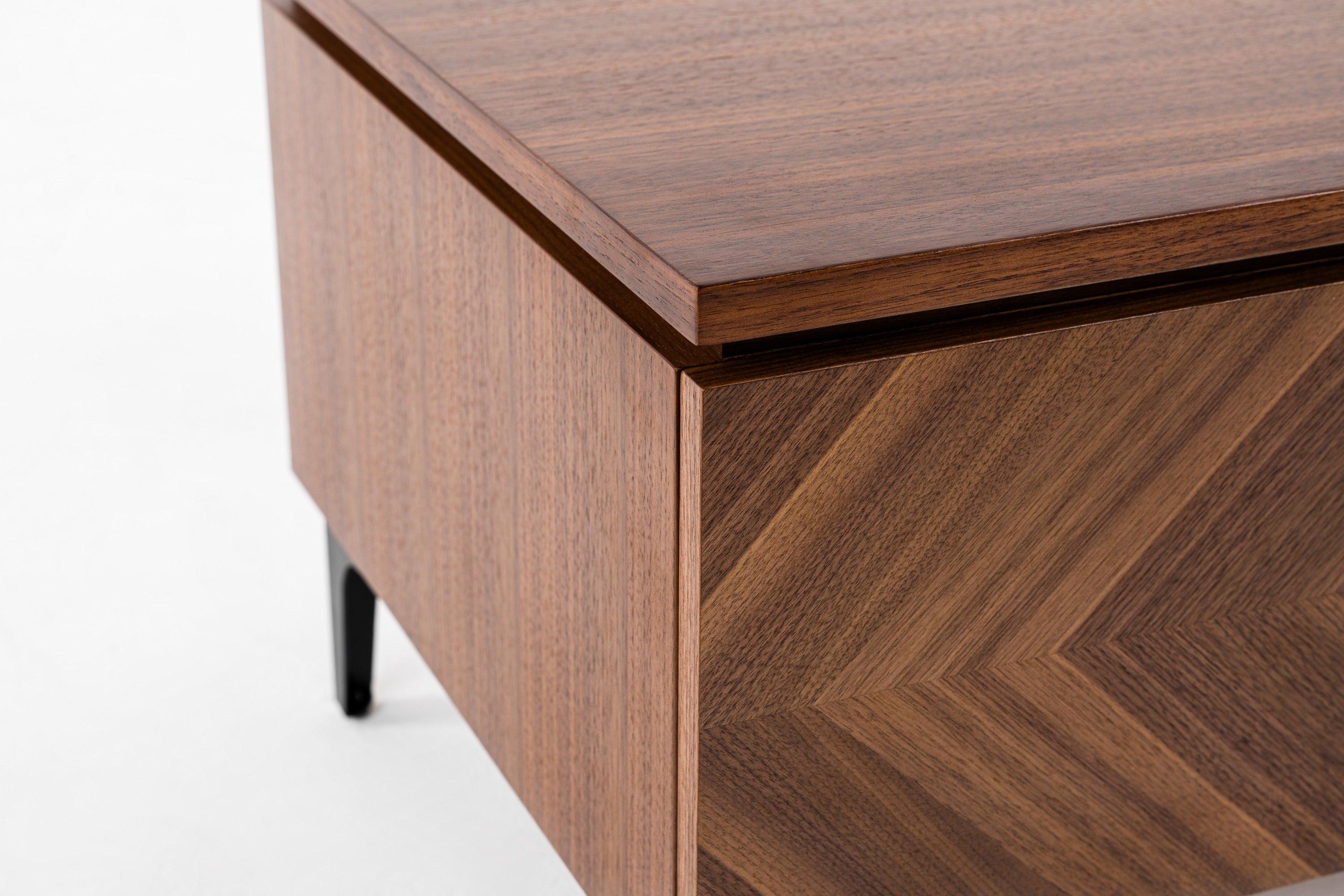 Paula Mid-Century Nightstand