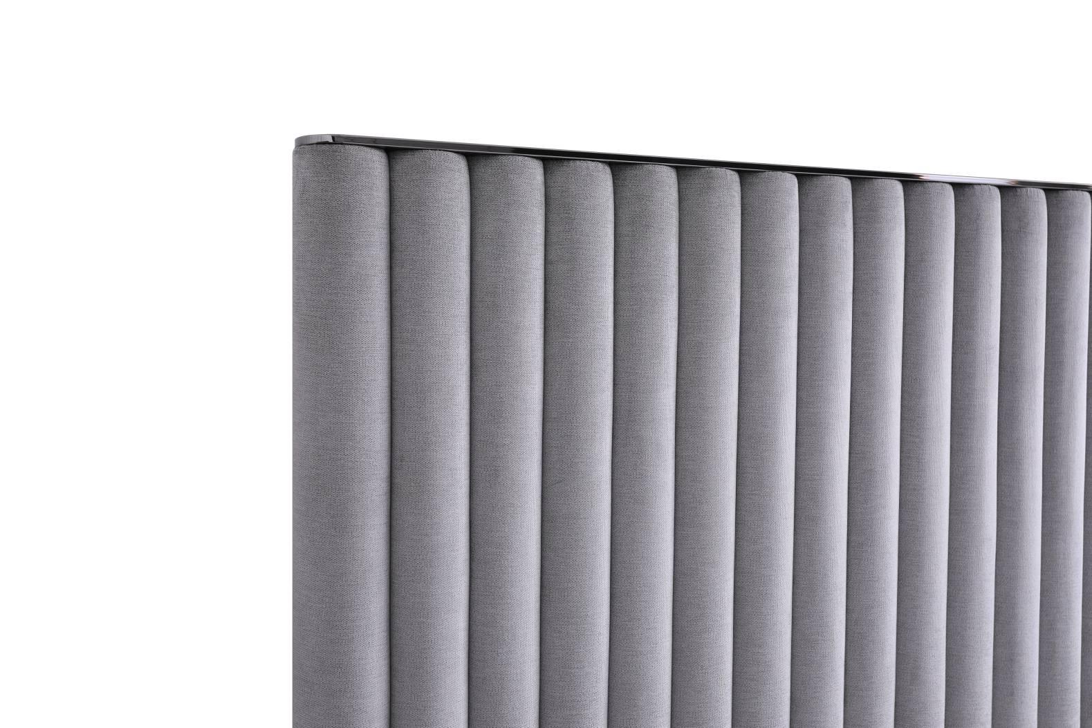 Splendor Velvet Upholstered Platform Bed
