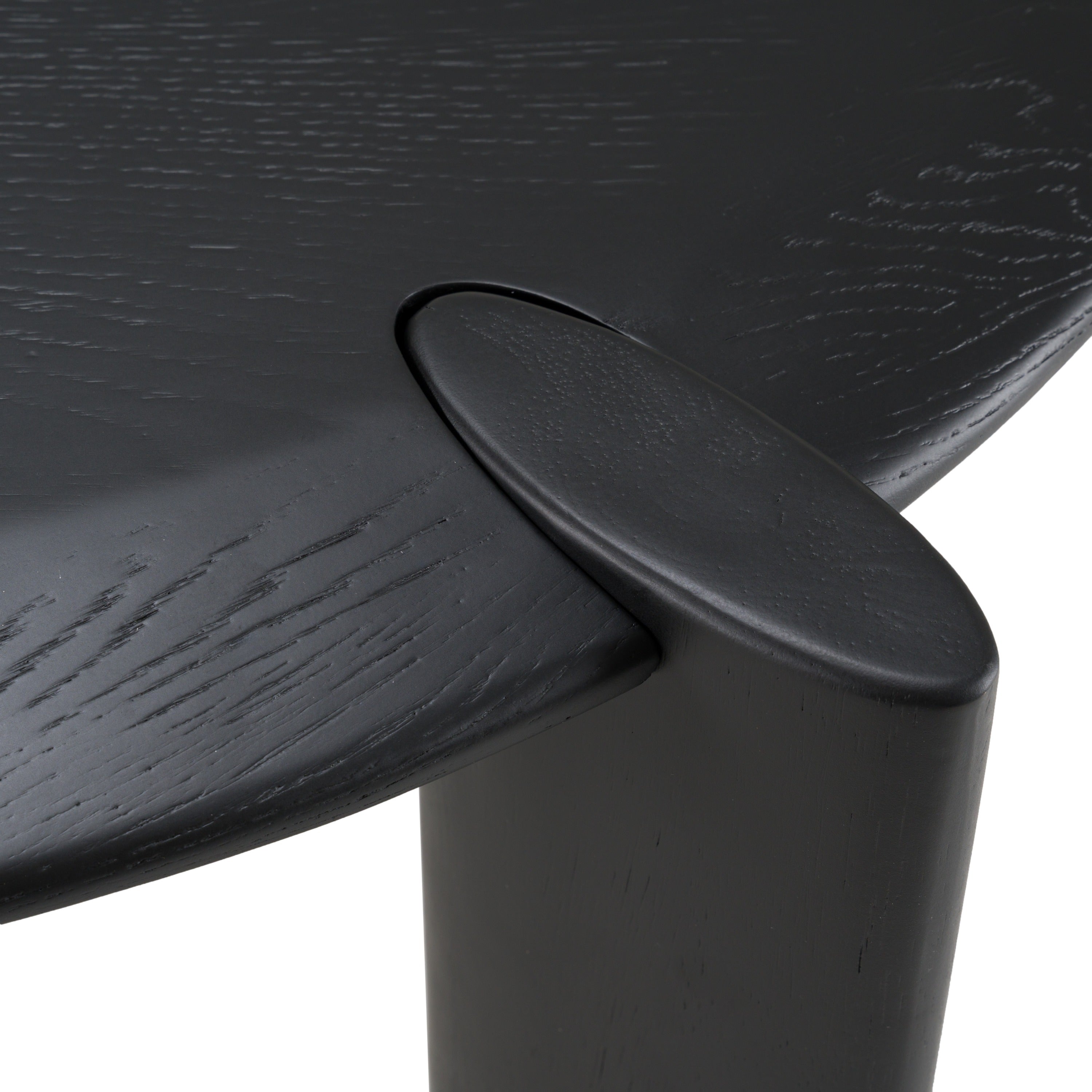 Steven Modern Oval Dining Table