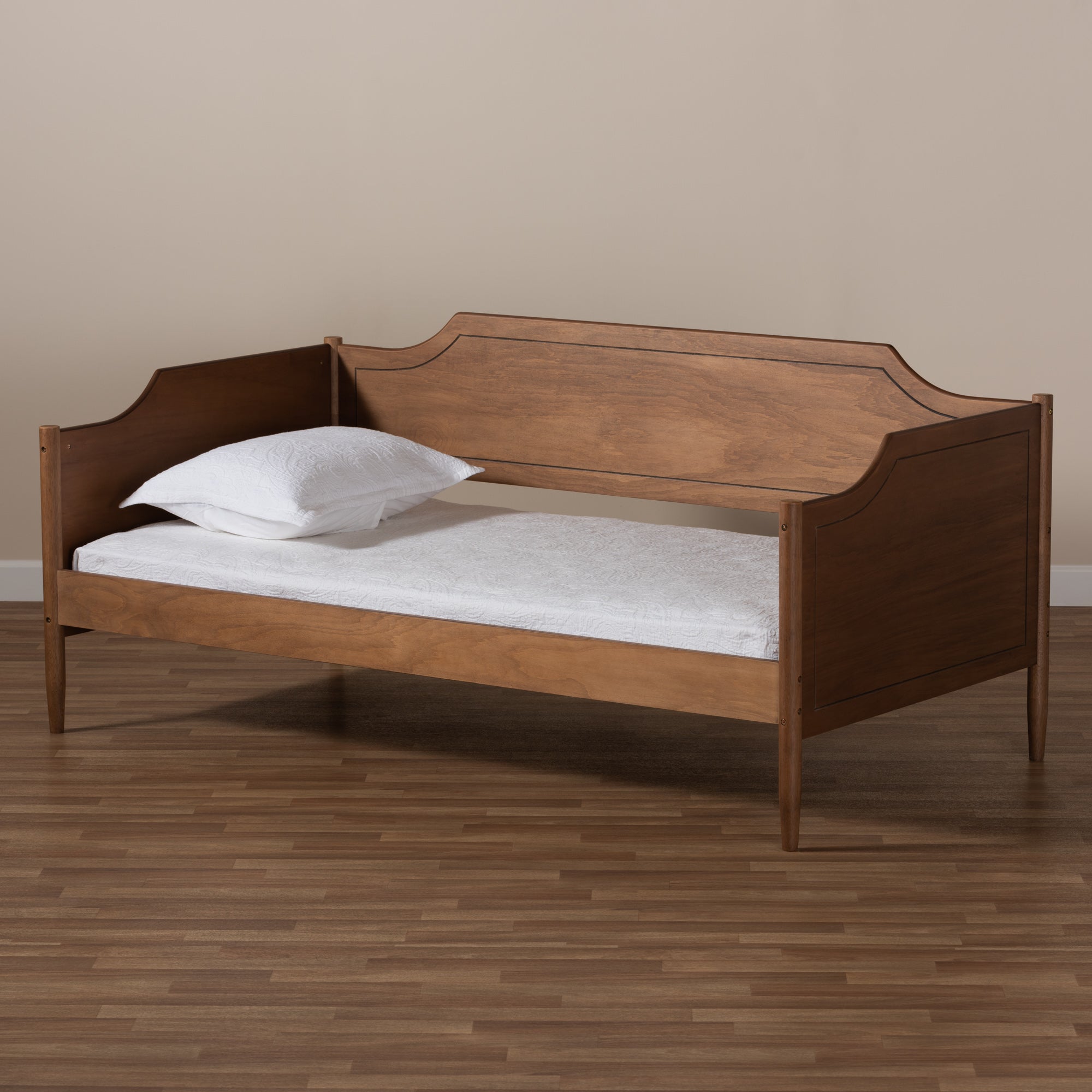 Alya Classic Traditional Farmhouse Finished Wood Daybed