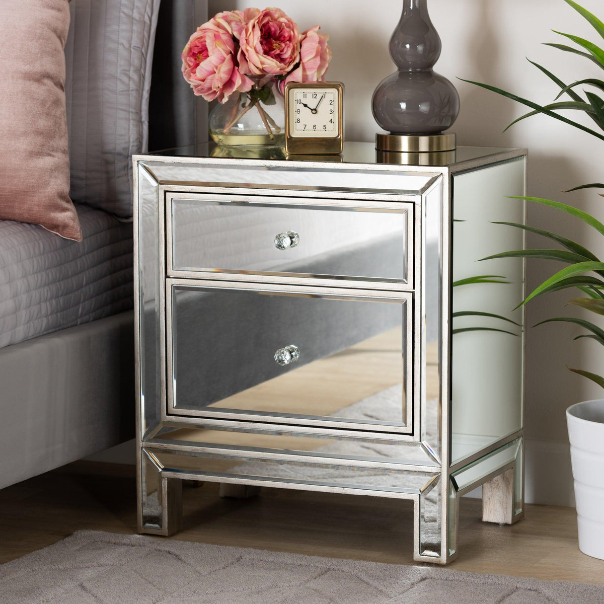 Fadri Contemporary Glam and Luxe Mirrored 2-Drawer End Table