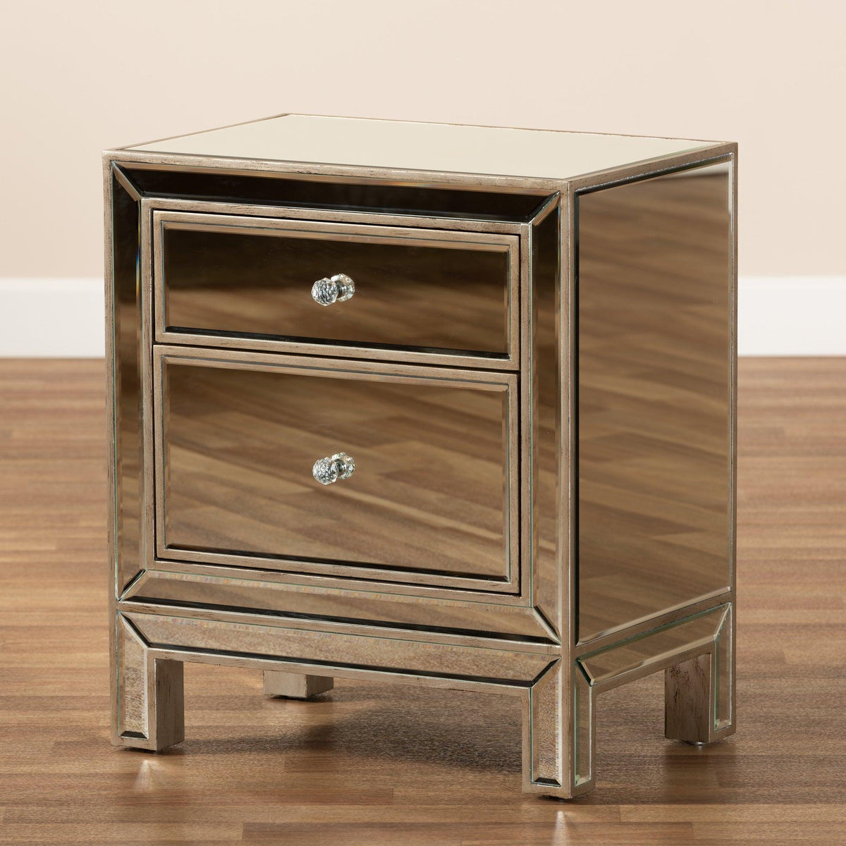Fadri Contemporary Glam and Luxe Mirrored 2-Drawer End Table