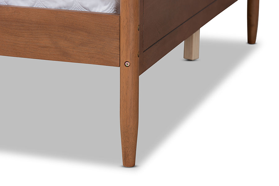 Alya Classic Traditional Farmhouse Finished Wood Daybed