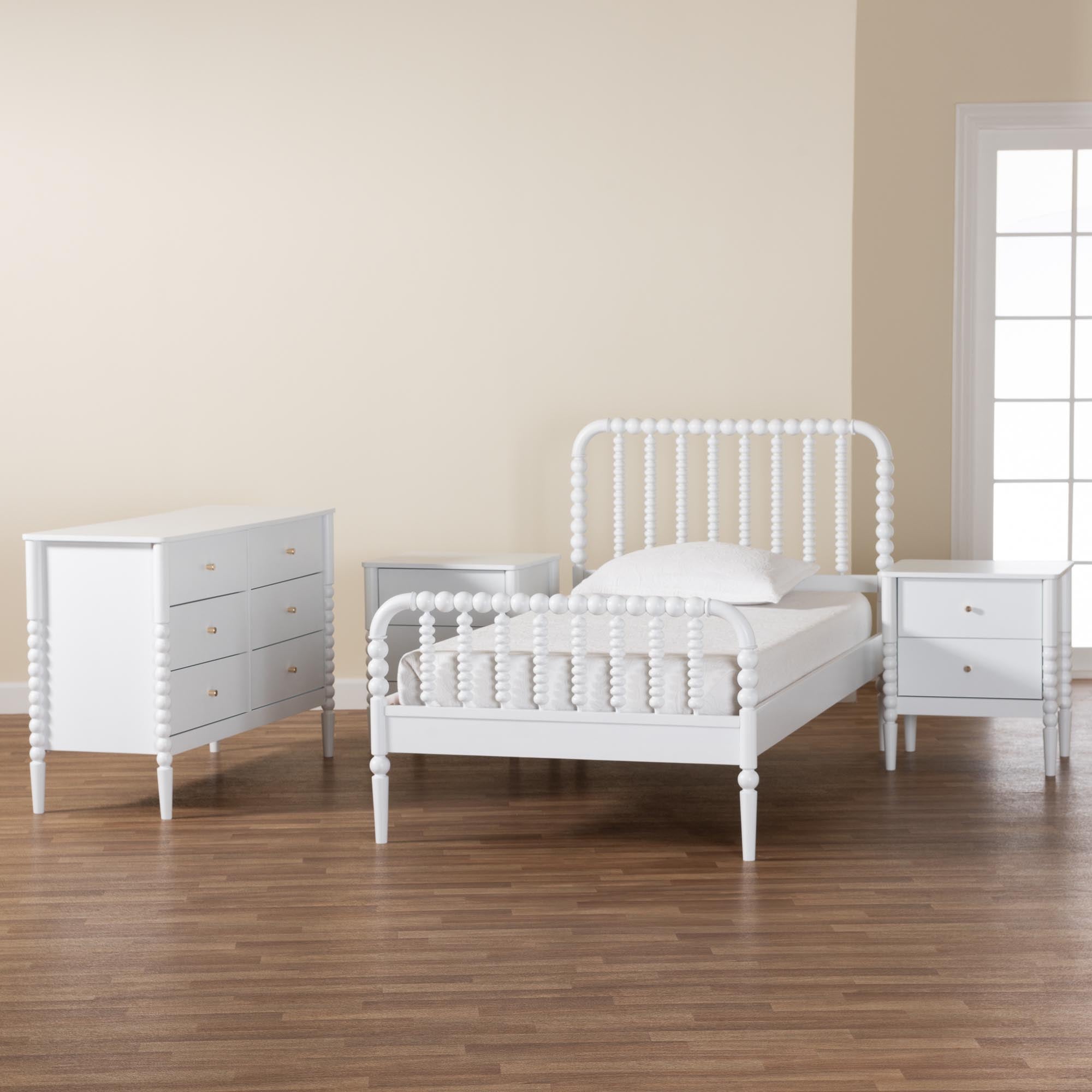 Lucera Mid-Century 4-Piece Bobbin Bedroom Set