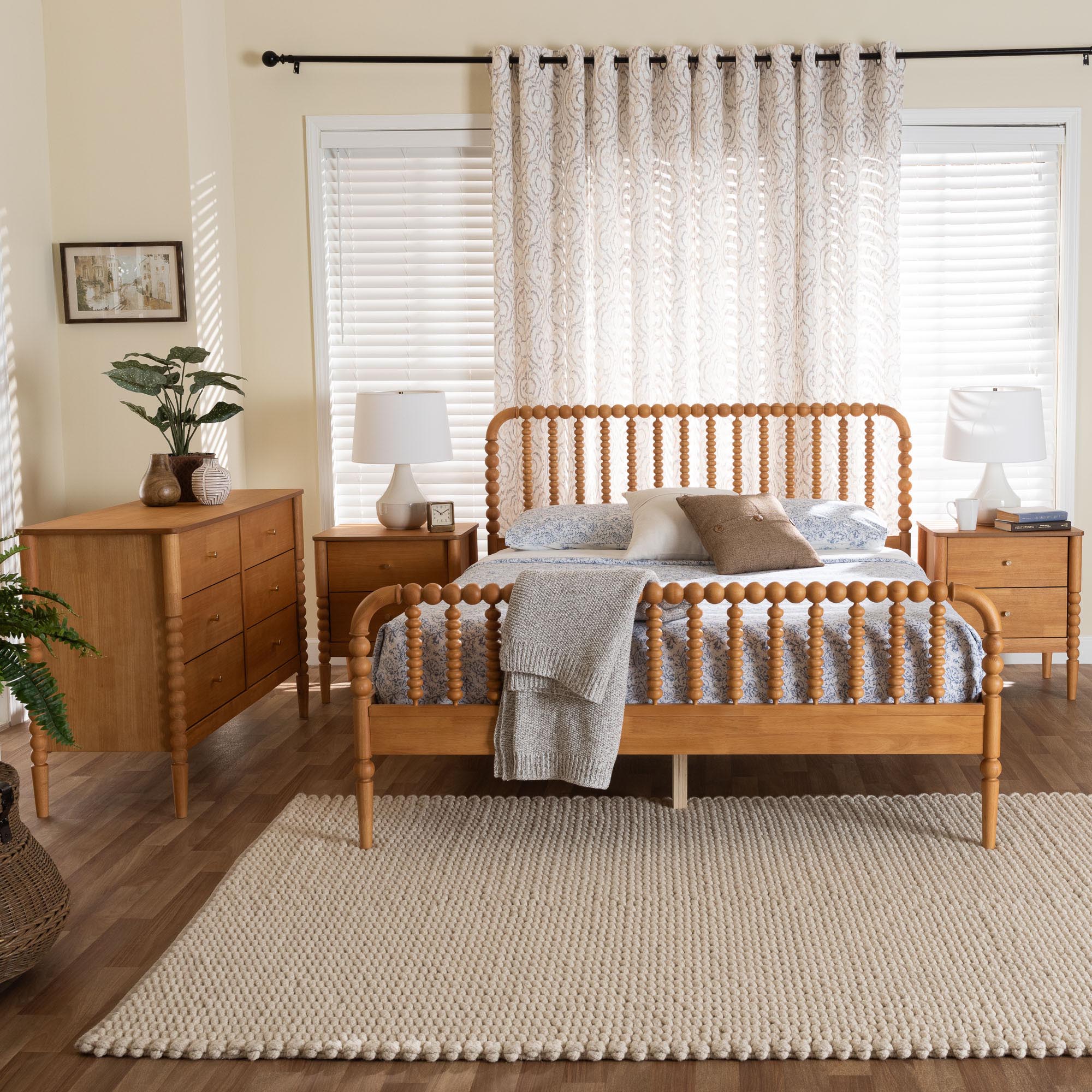 Lucera Mid-Century 4-Piece Bobbin Bedroom Set