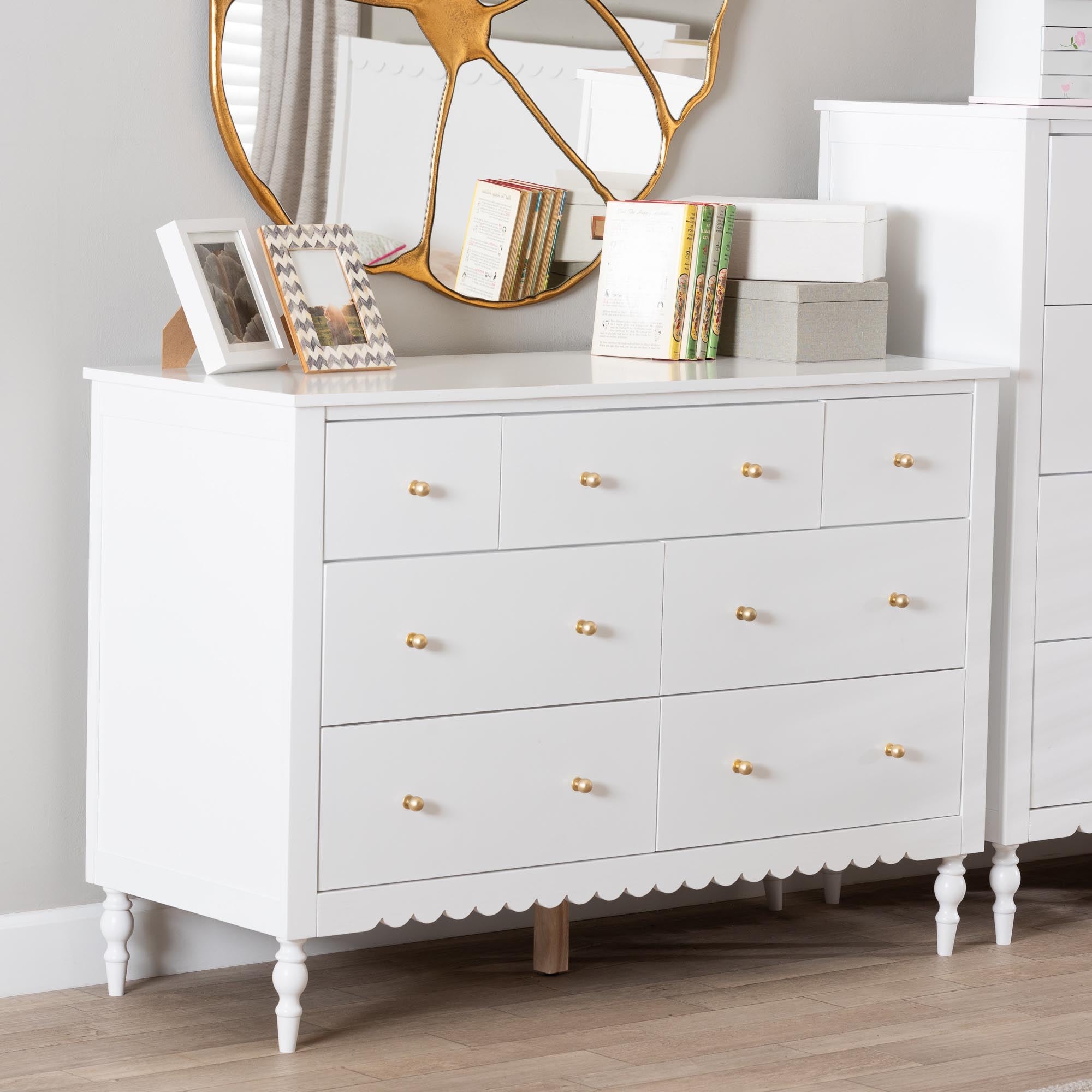Roni Modern Wood 7-Drawer Dresser