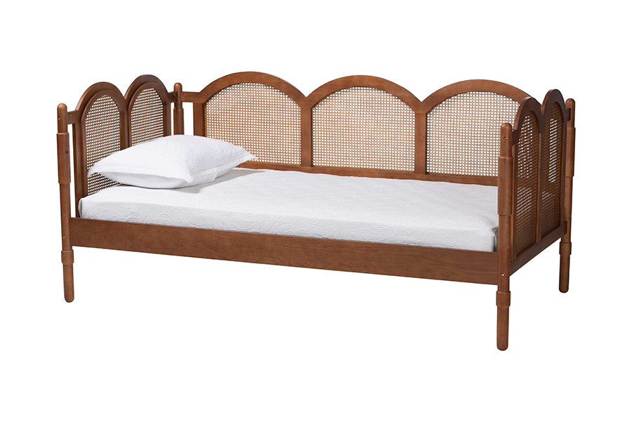 Carmiya Scalloped Daybed