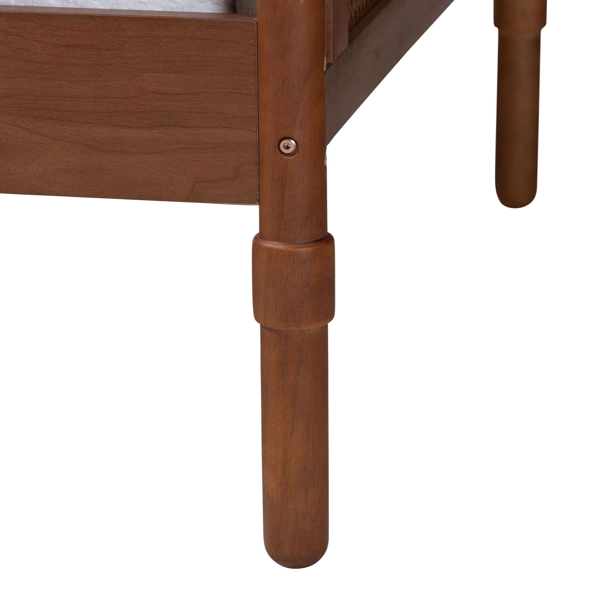 Carmiya Scalloped Daybed