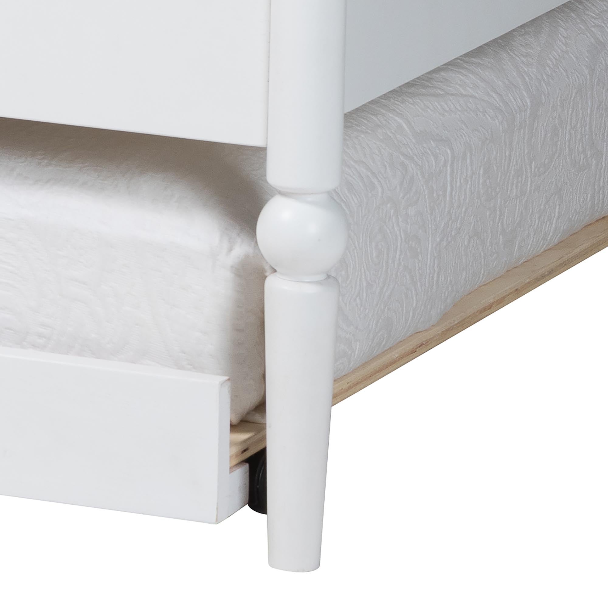 Lucera Bobbin Daybed