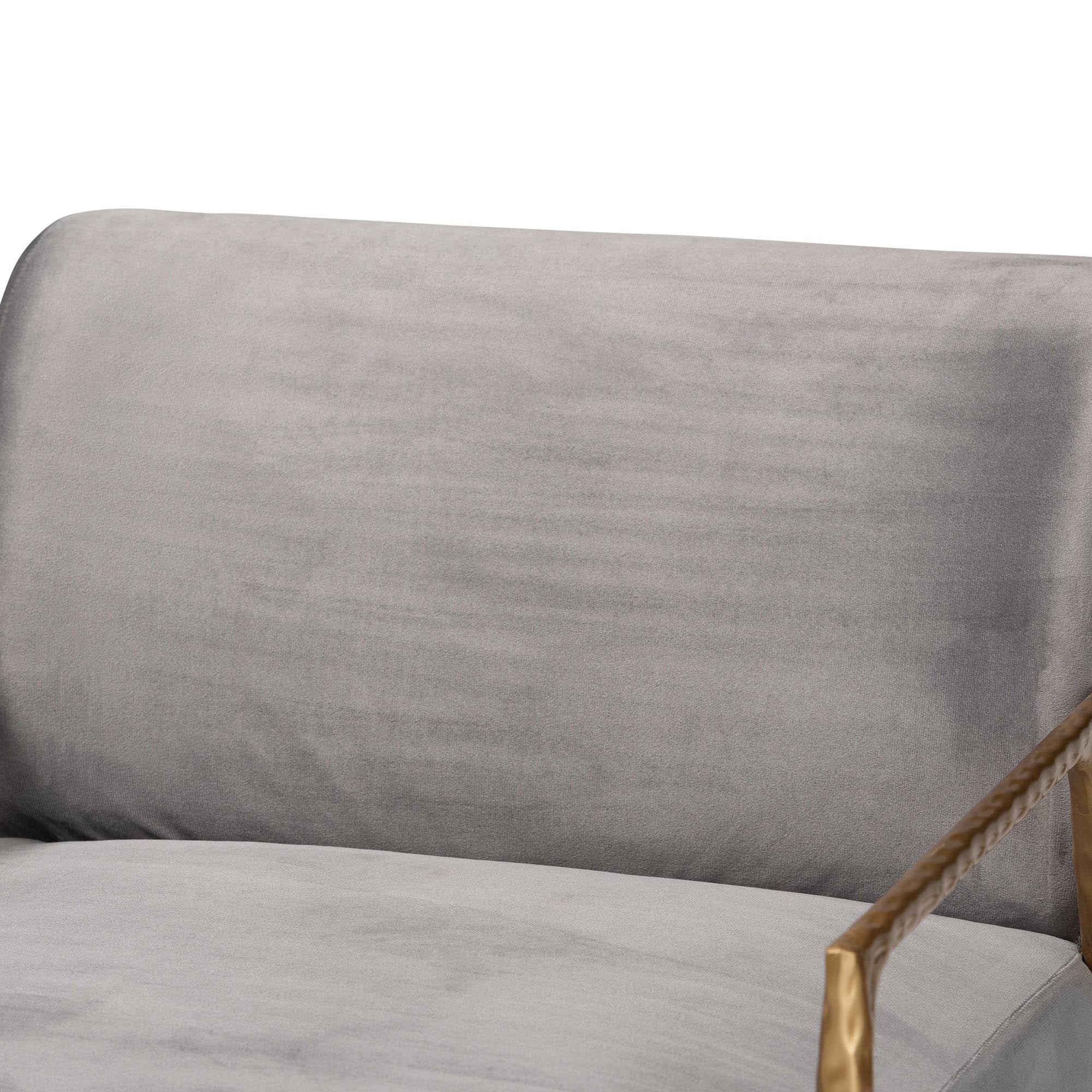 Ilmari Velvet Lounge Chair