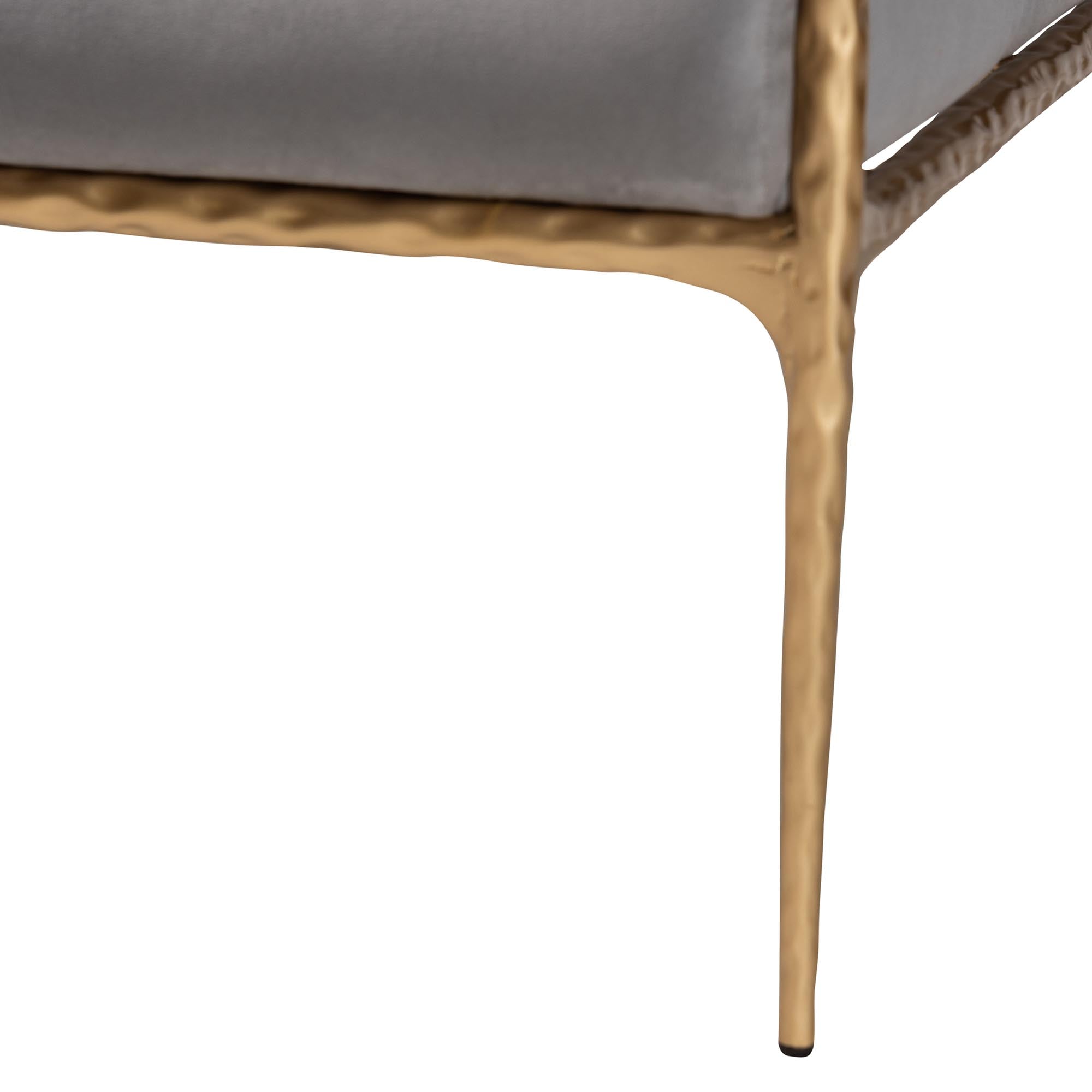 Ilmari Velvet Lounge Chair