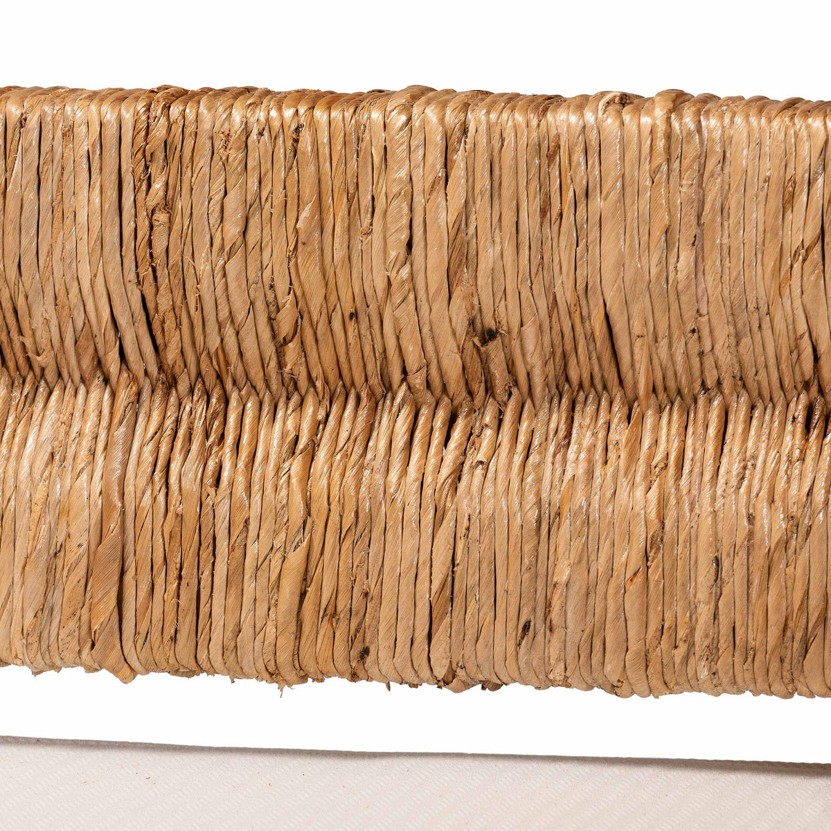 Bali & Pari Ismael Accent Bench