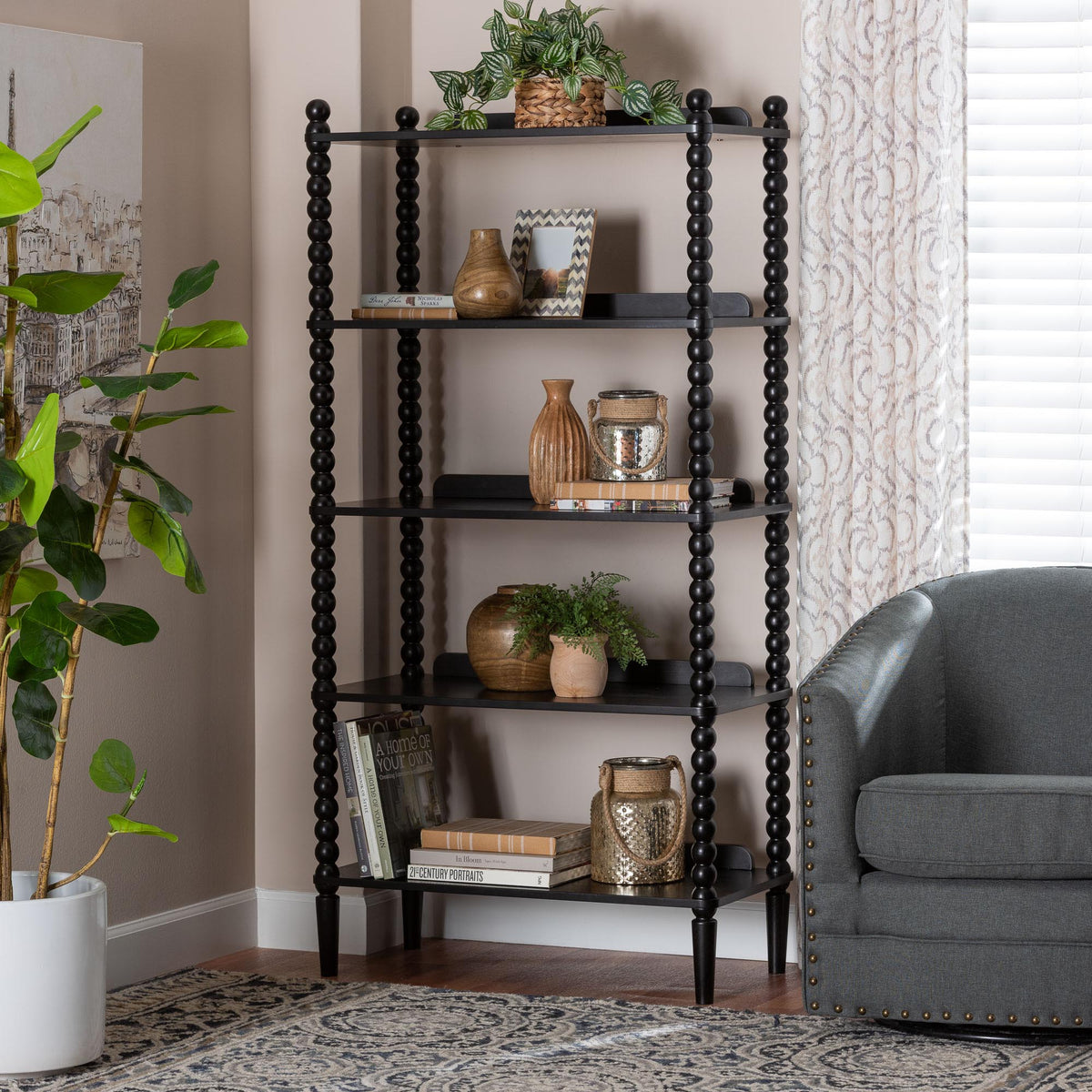 Lucera Bobbin Display Shelf