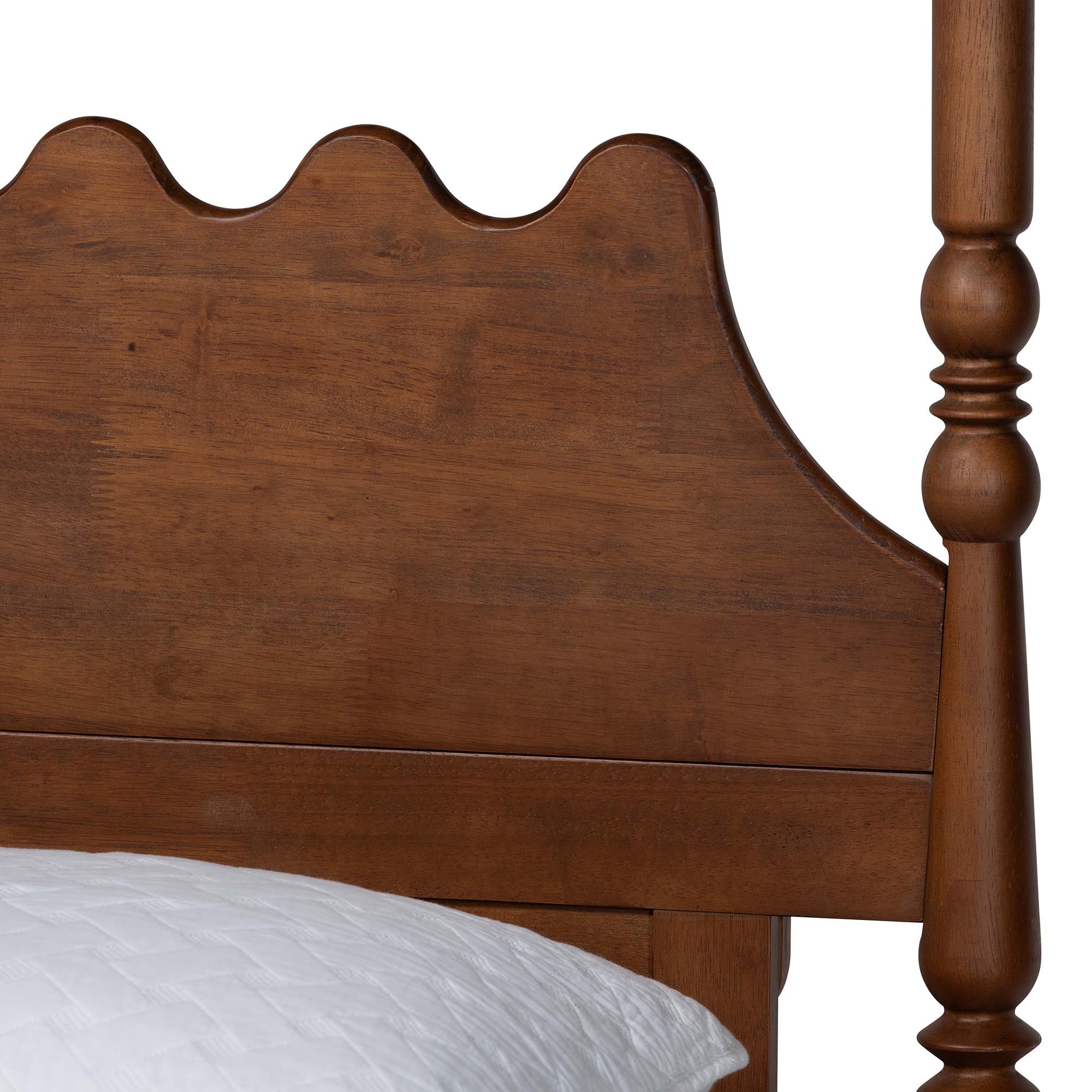 Hoffman 4-Piece Scalloped Bedroom Set 2-Drawer Nightstand