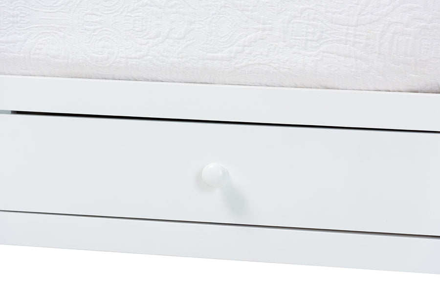 Lucera 3-Drawer Daybed