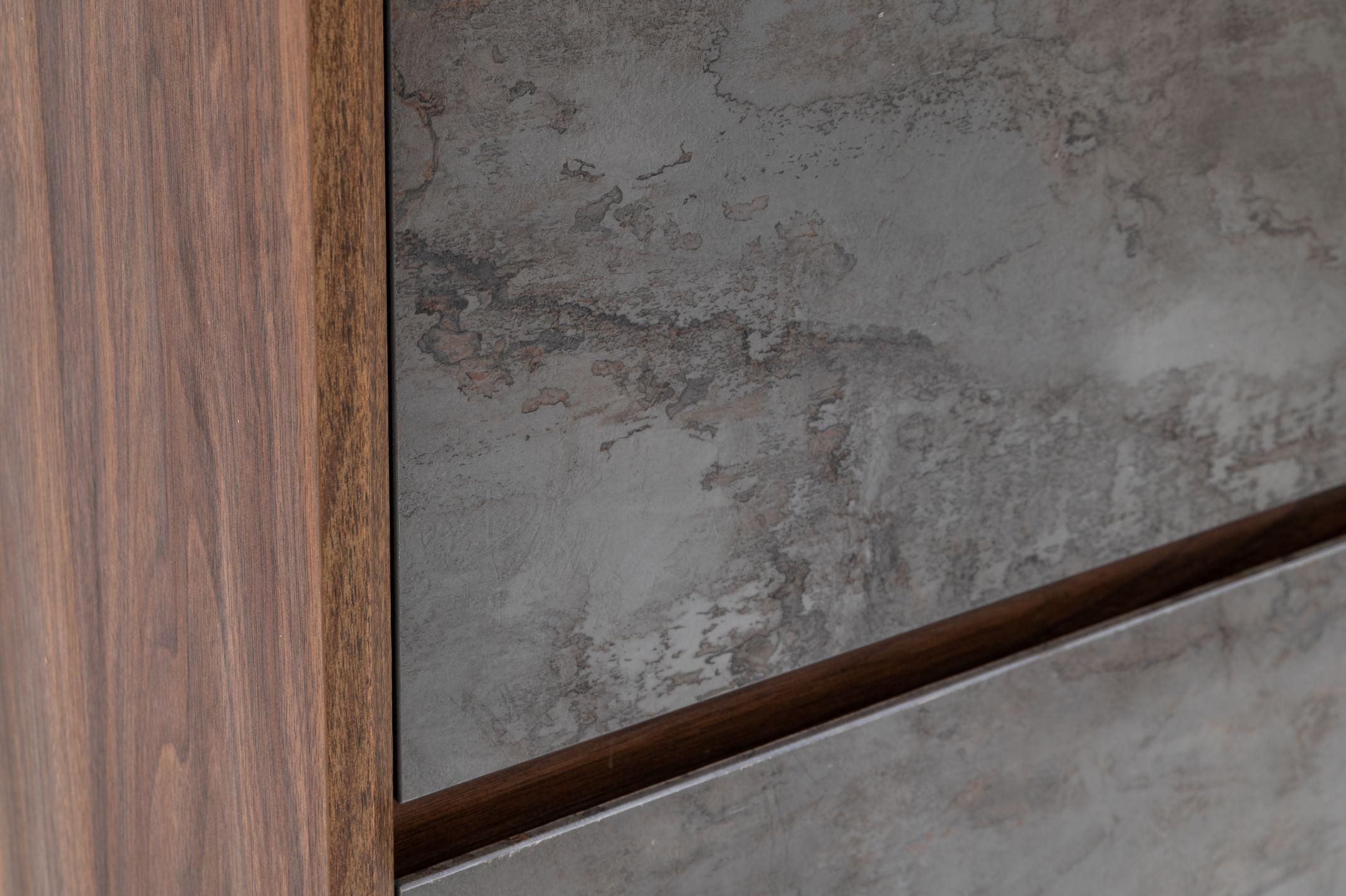 Rado Modern Stucco Chest