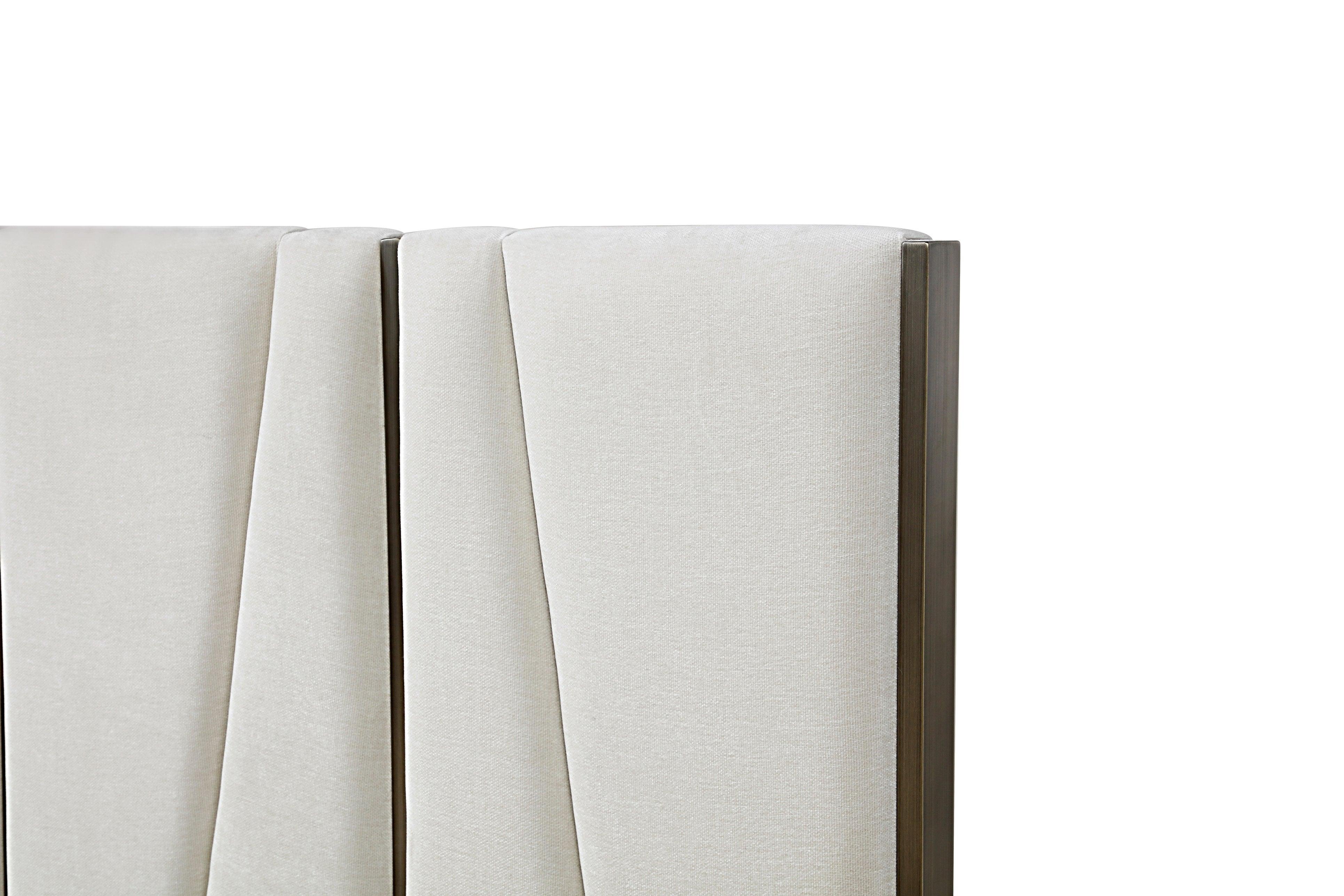 Modrest Nixa Modern Velvet Brushed Bed