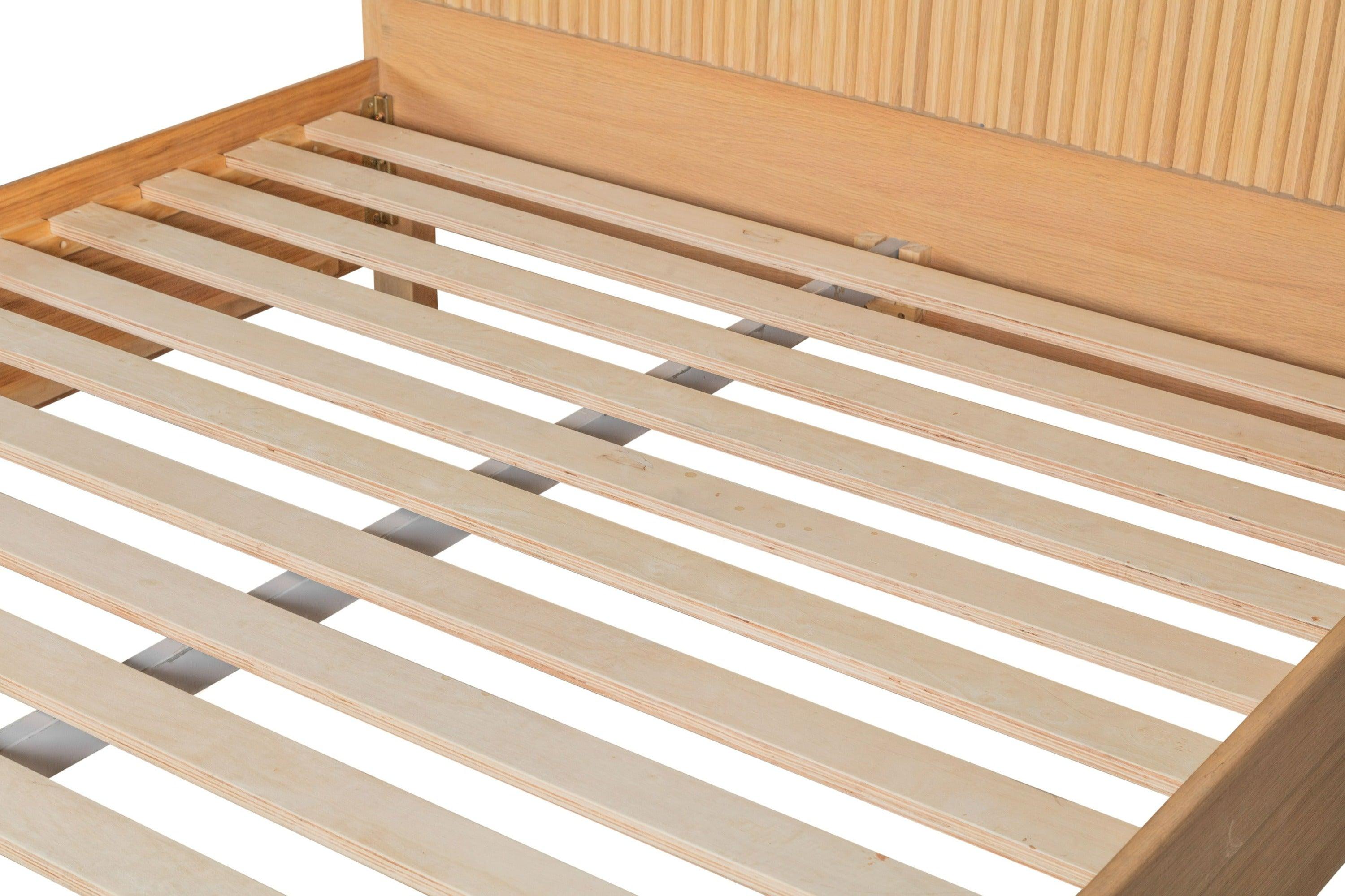 Modrest Winters Modern Natural Bedroom Set