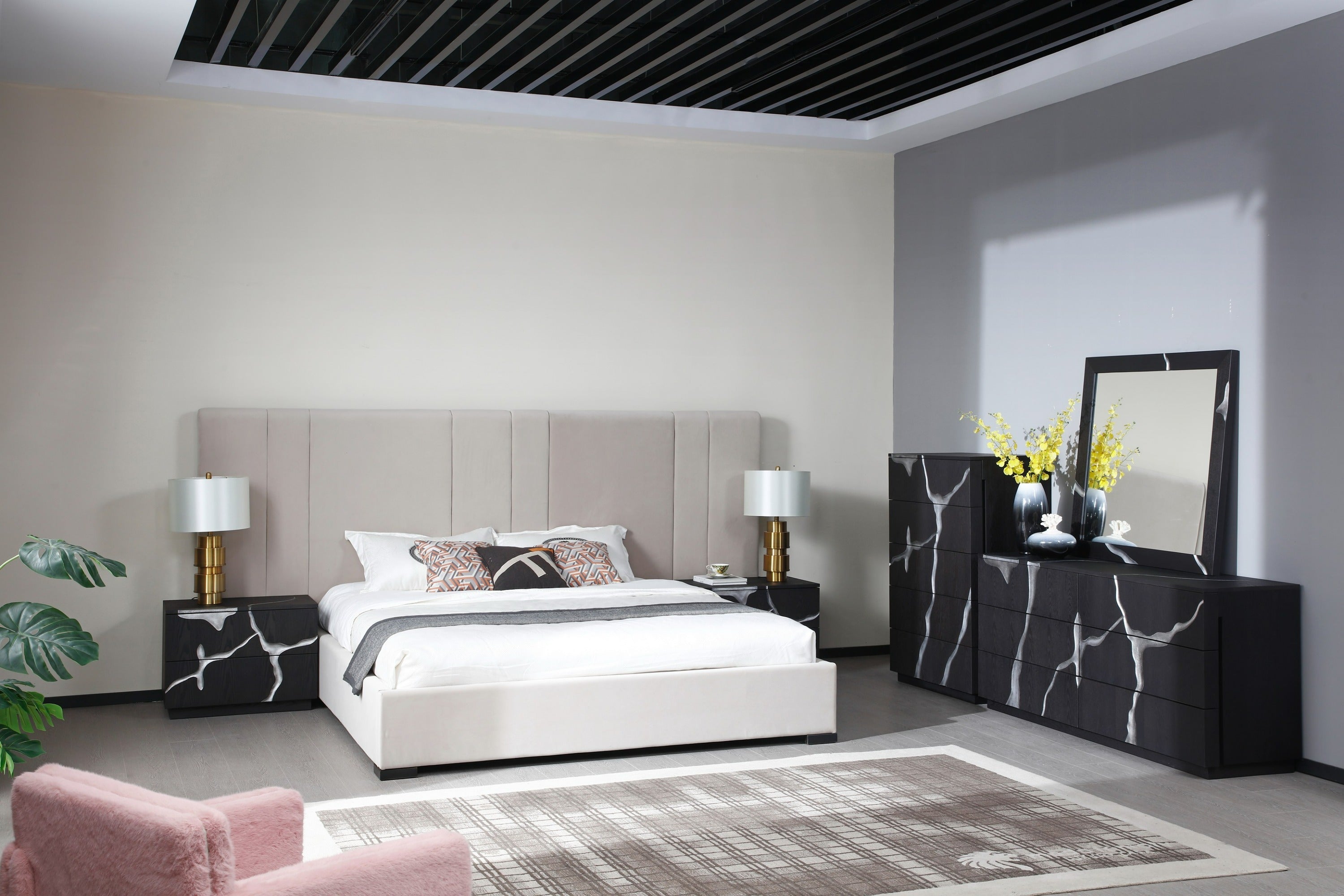 Modrest Penelope - Modern Grey Velvet Bed-Bed-VIG-Wall2Wall Furnishings